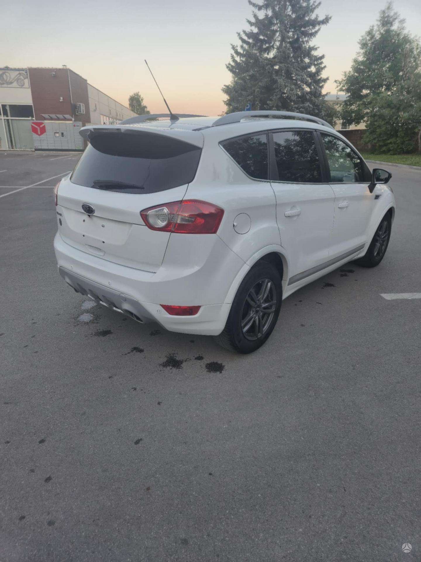 Ford Kuga.