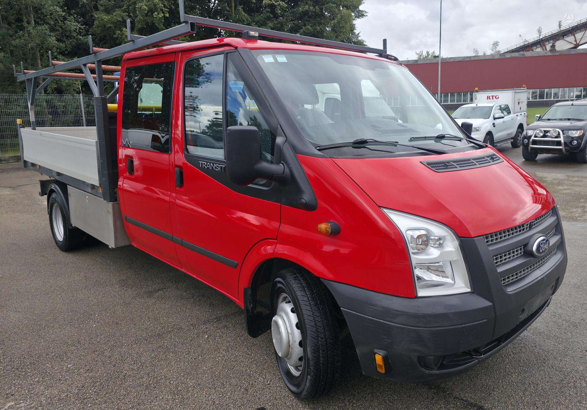 Ford Transit.