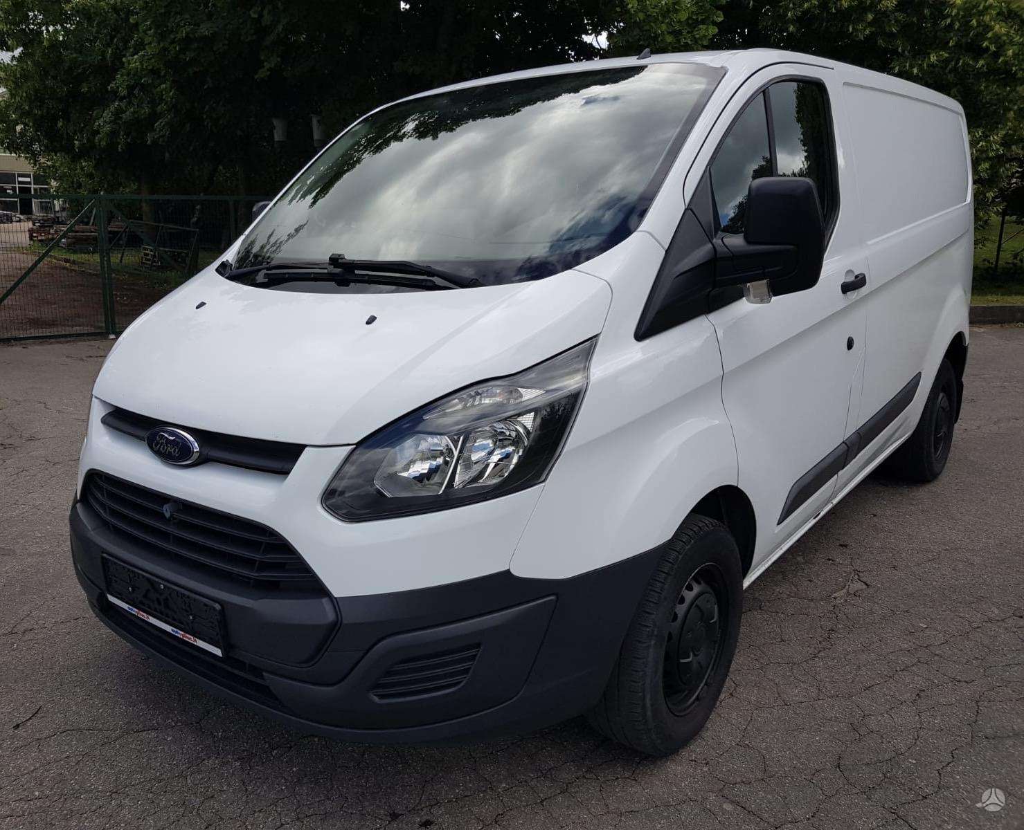 Ford Transit Custom.