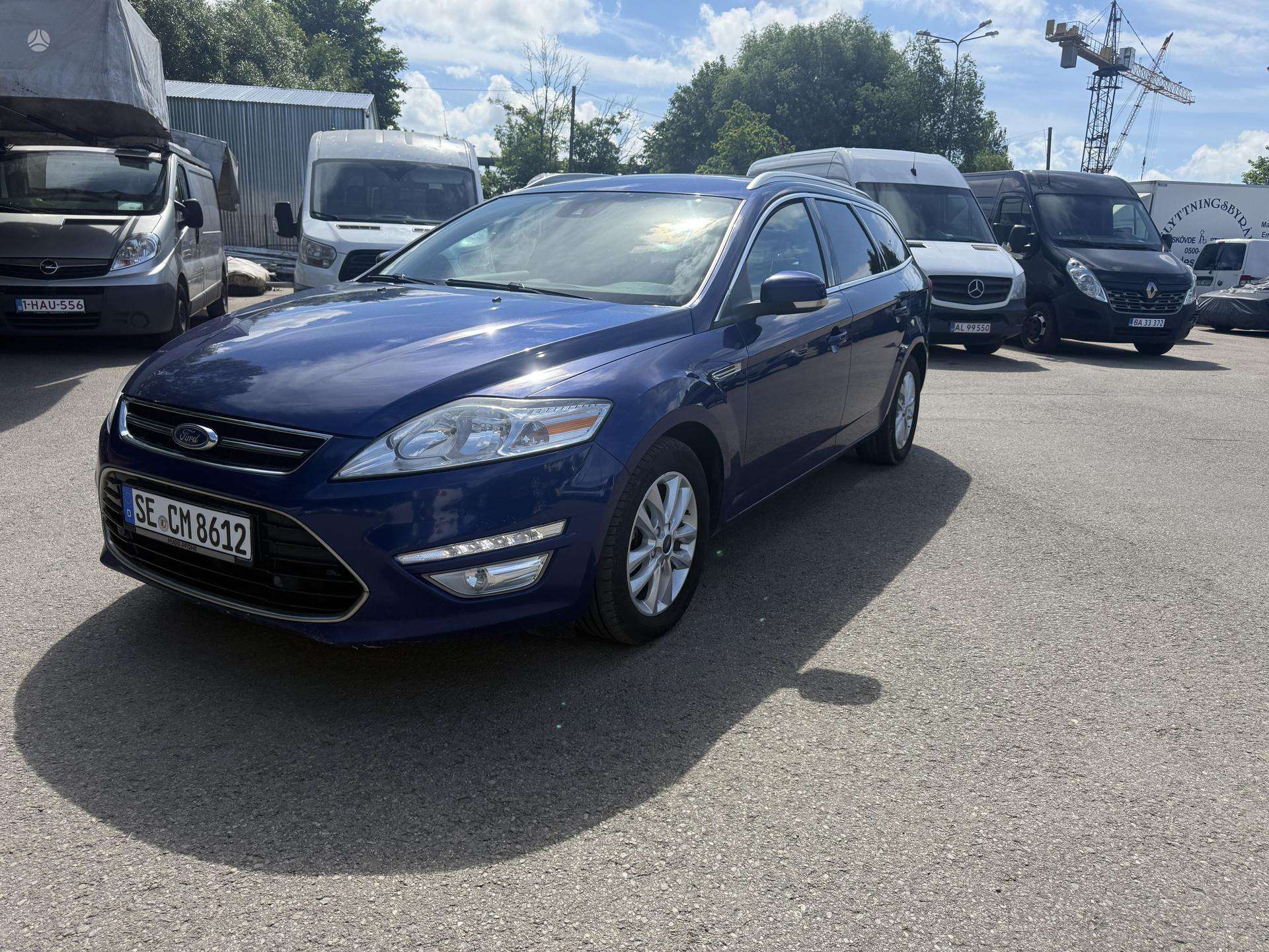 Ford Mondeo.