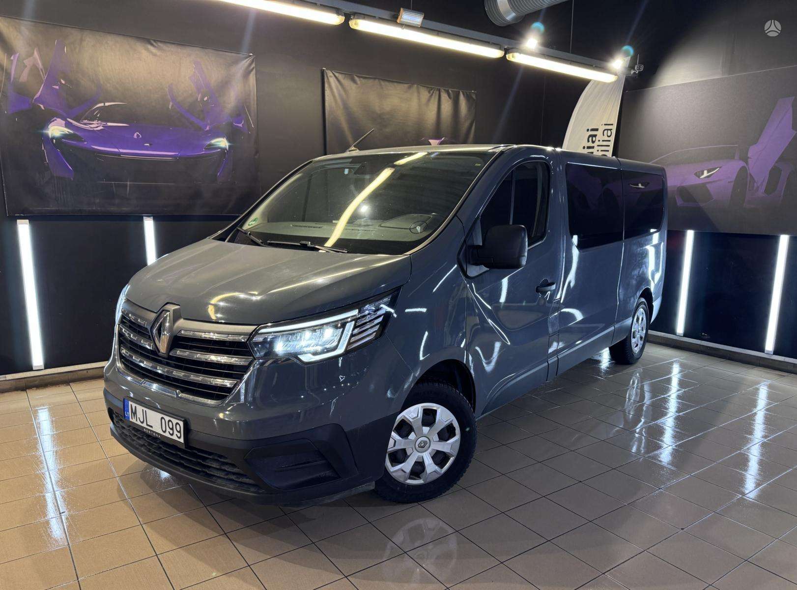 Renault Trafic.
