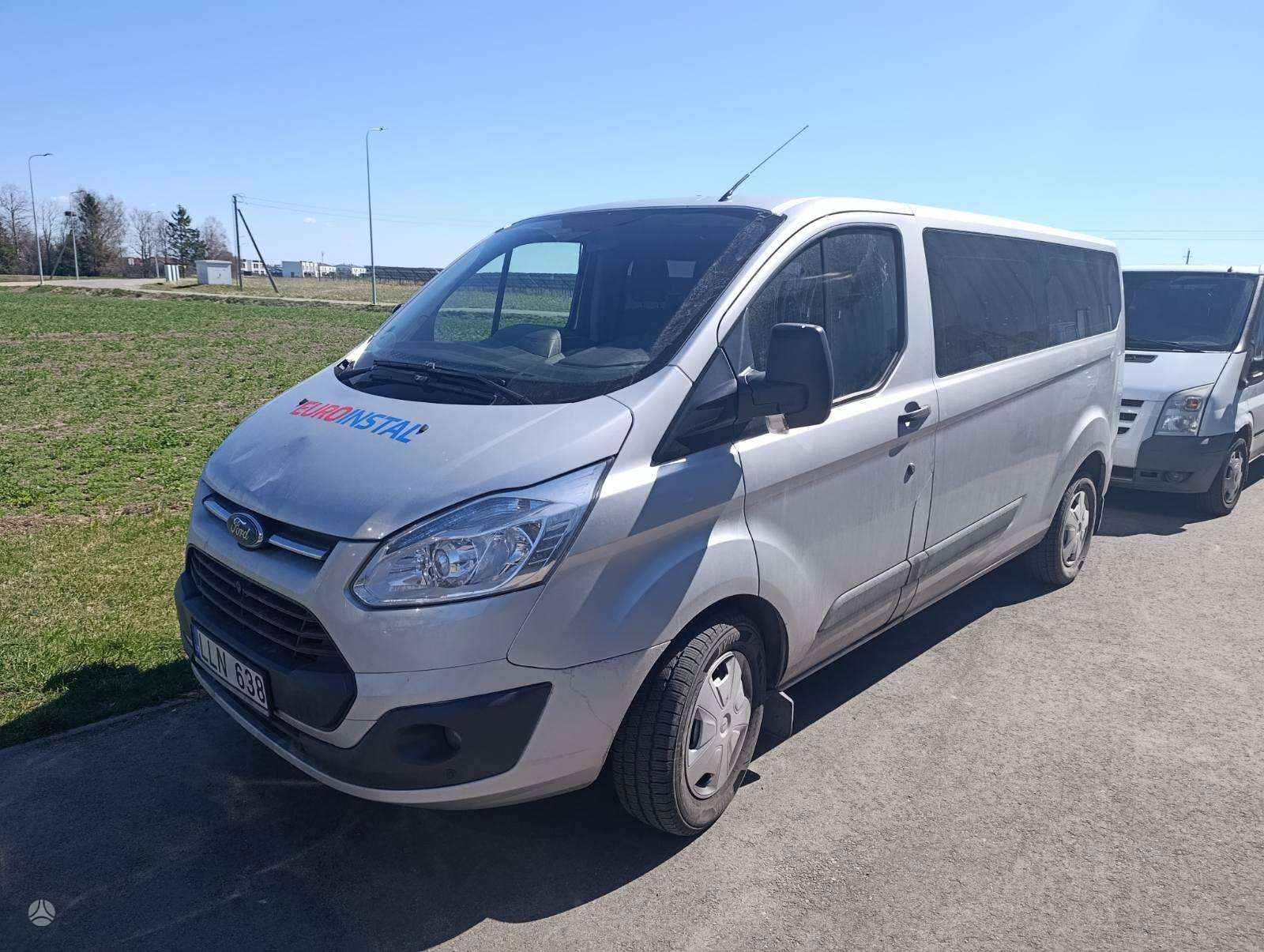 Ford Transit Custom.