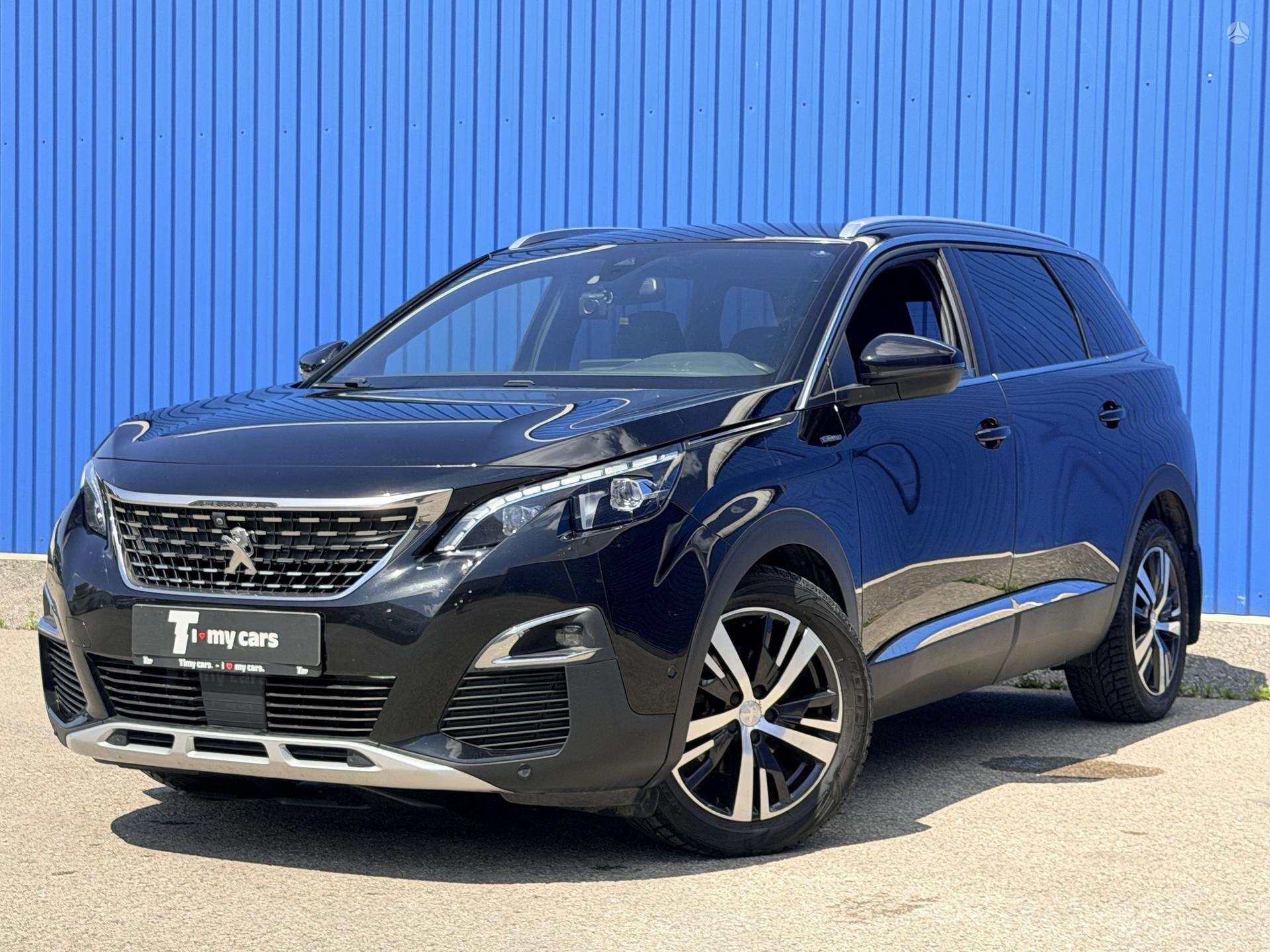 Peugeot 5008.