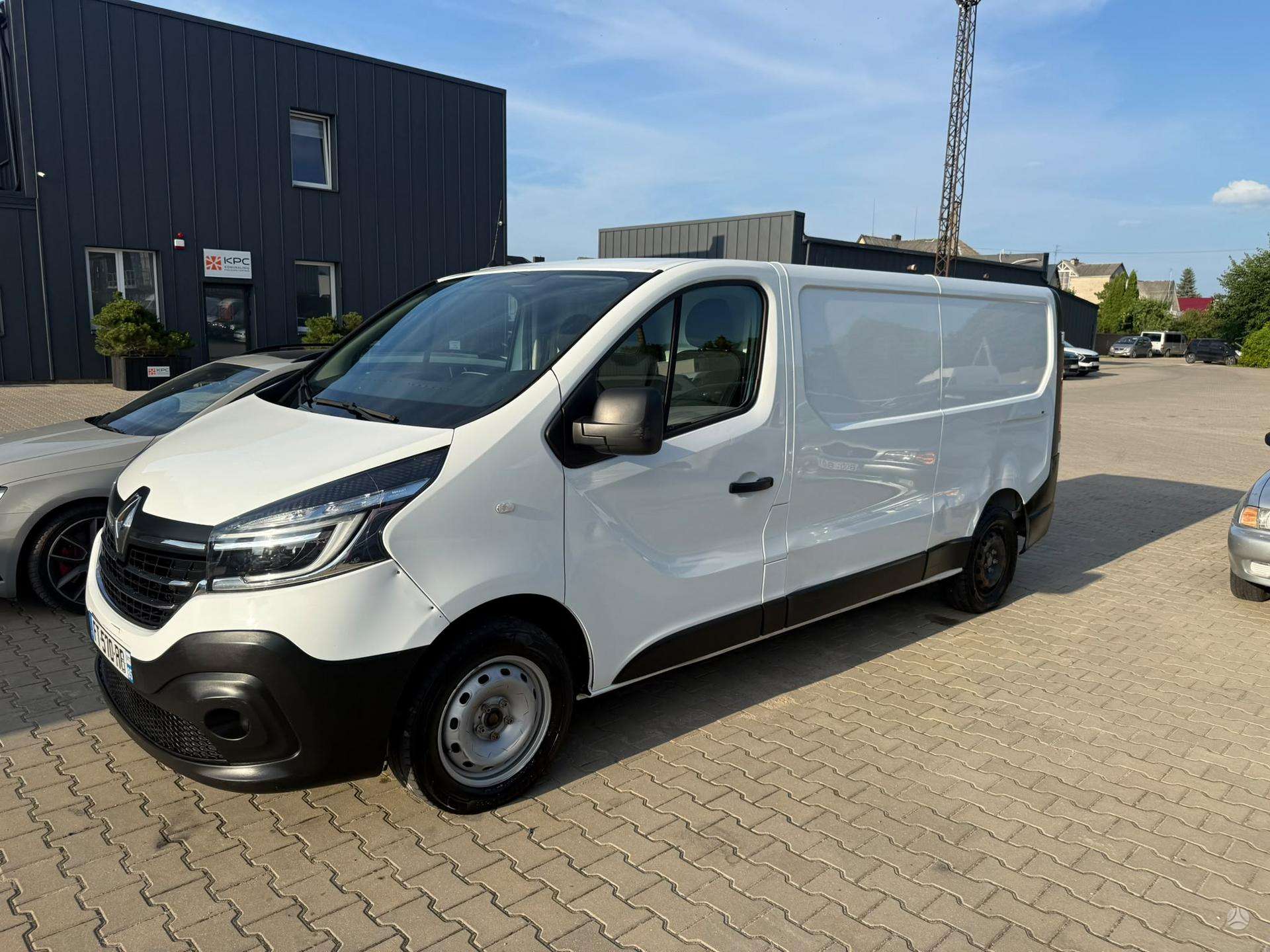 Renault Trafic.
