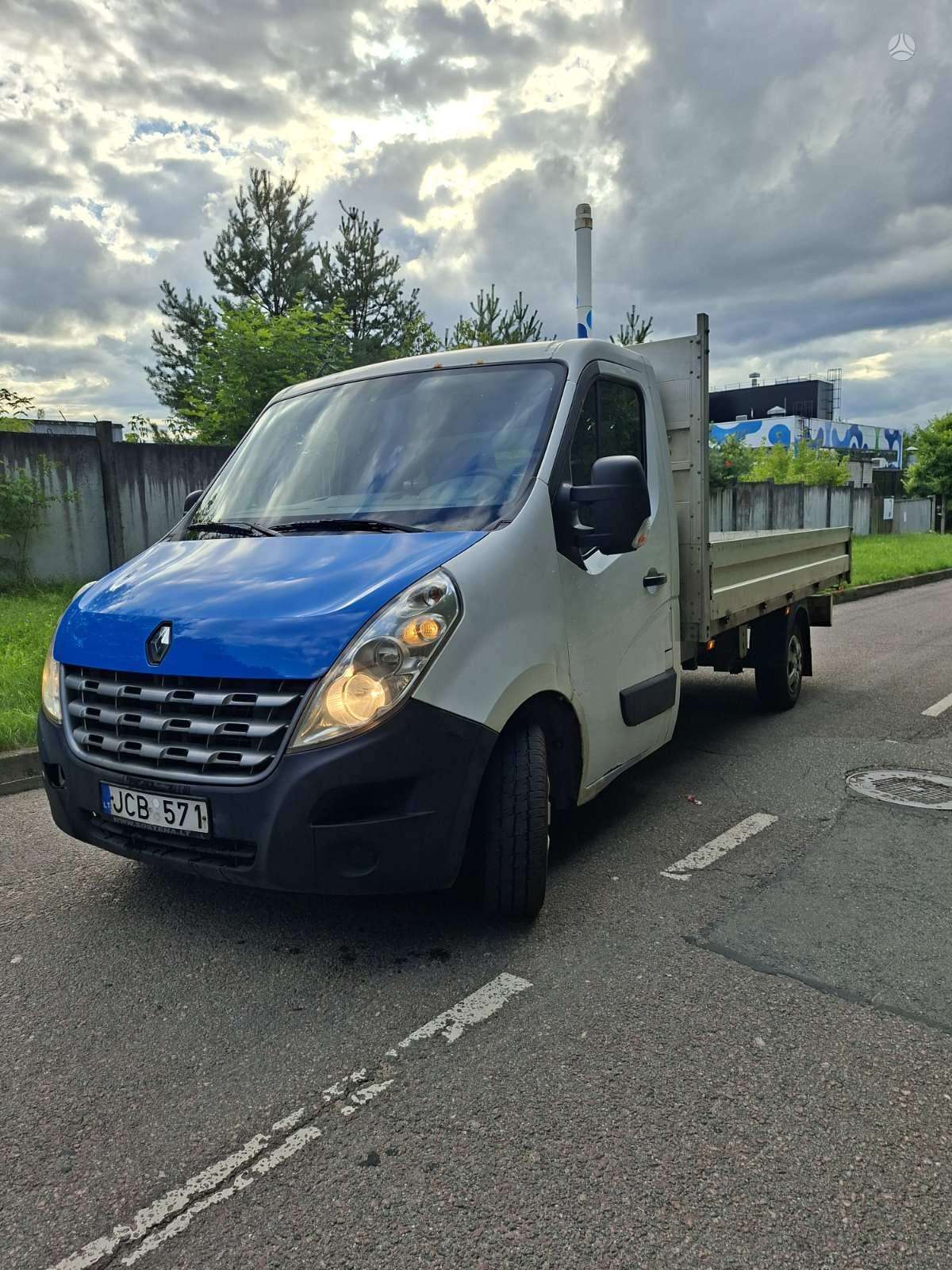 Renault Master.