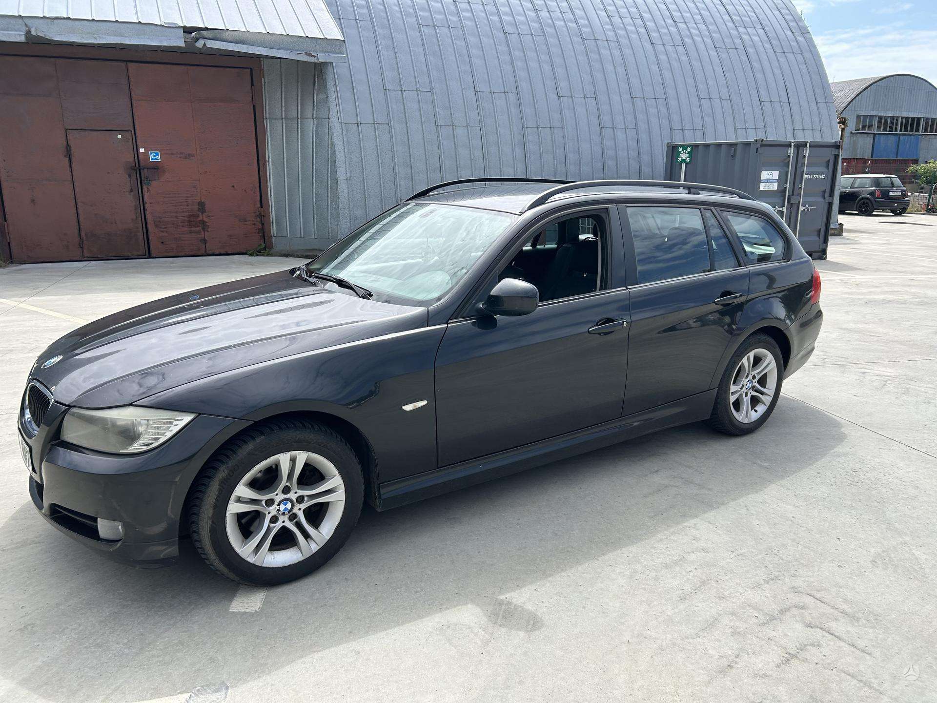 BMW 318.