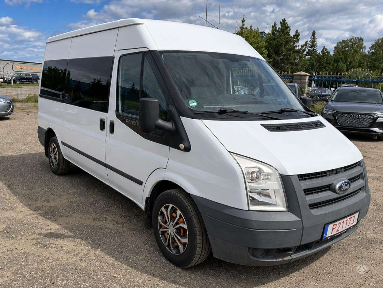 Ford Transit.