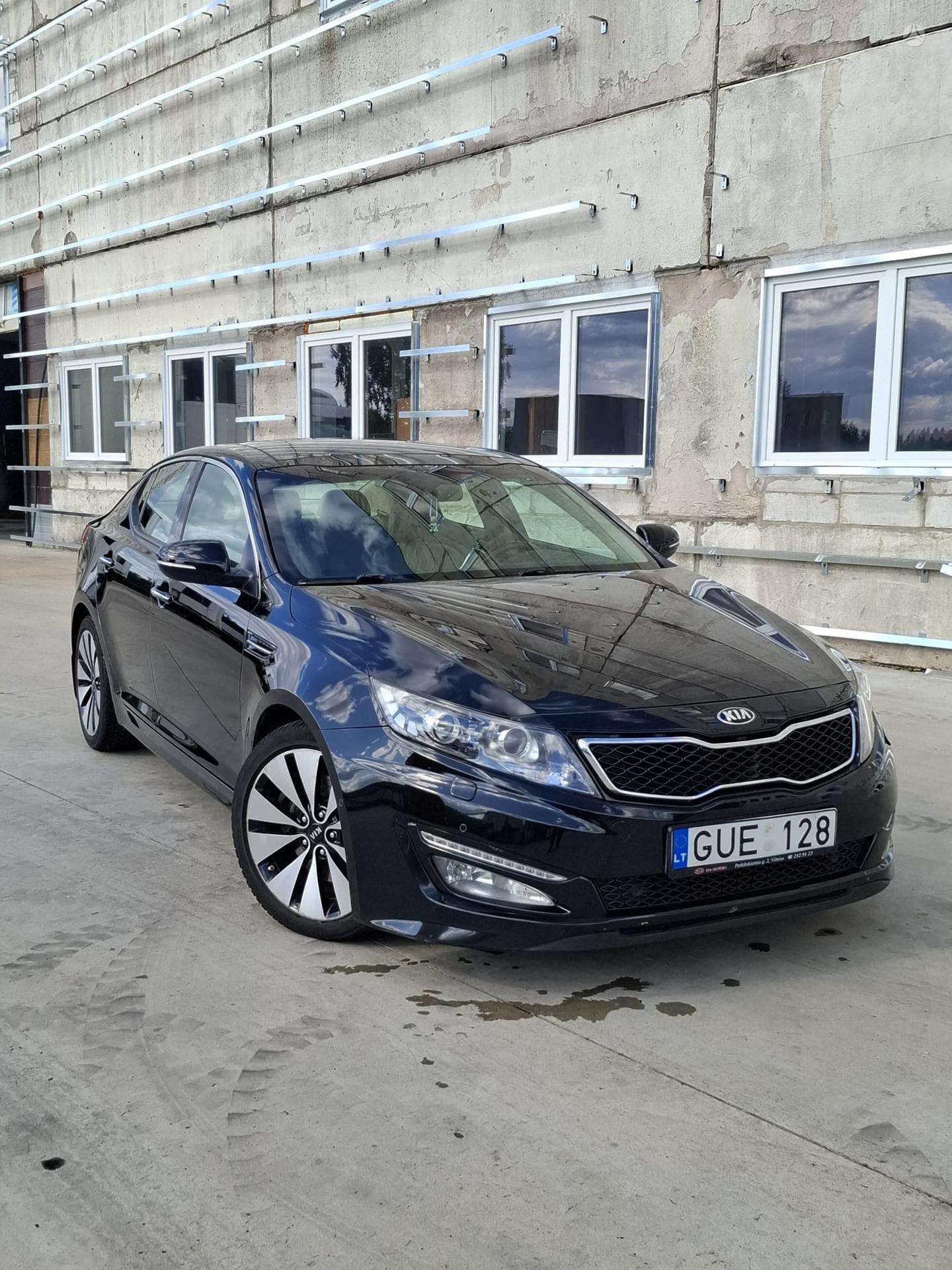 Kia Optima.