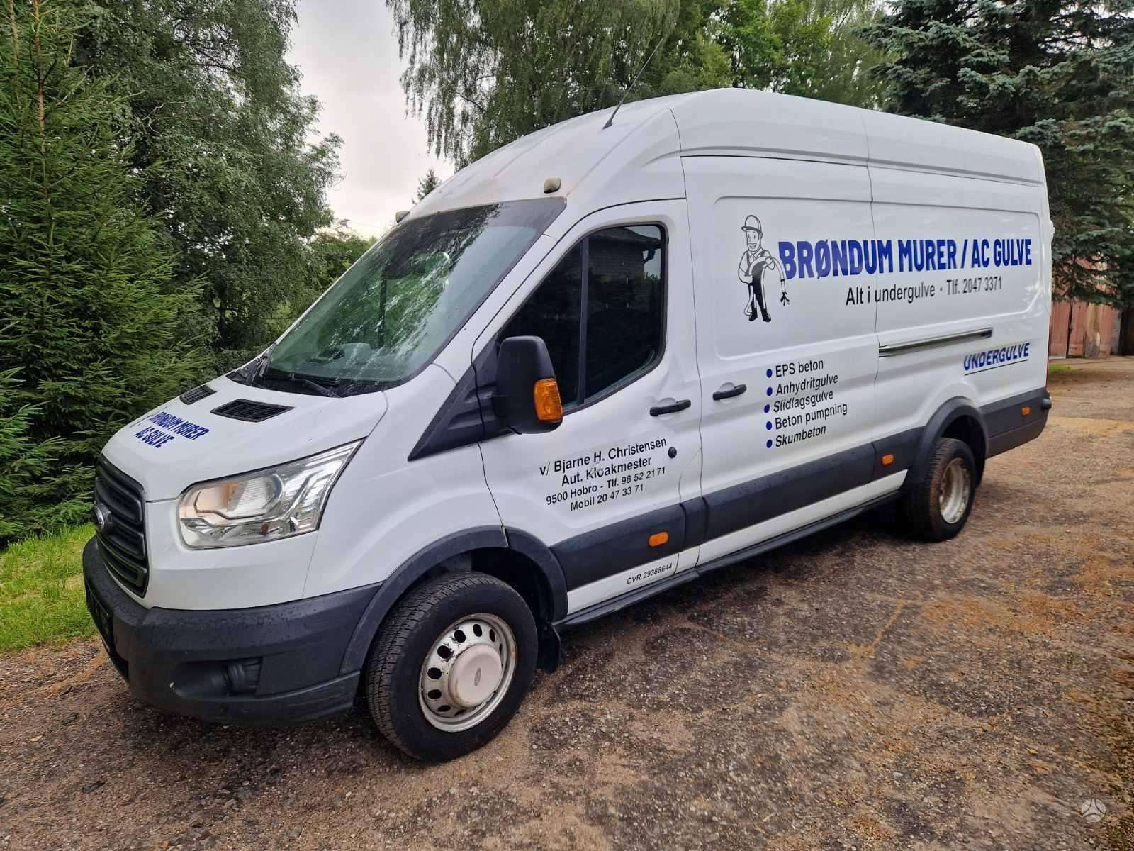 Ford Transit.