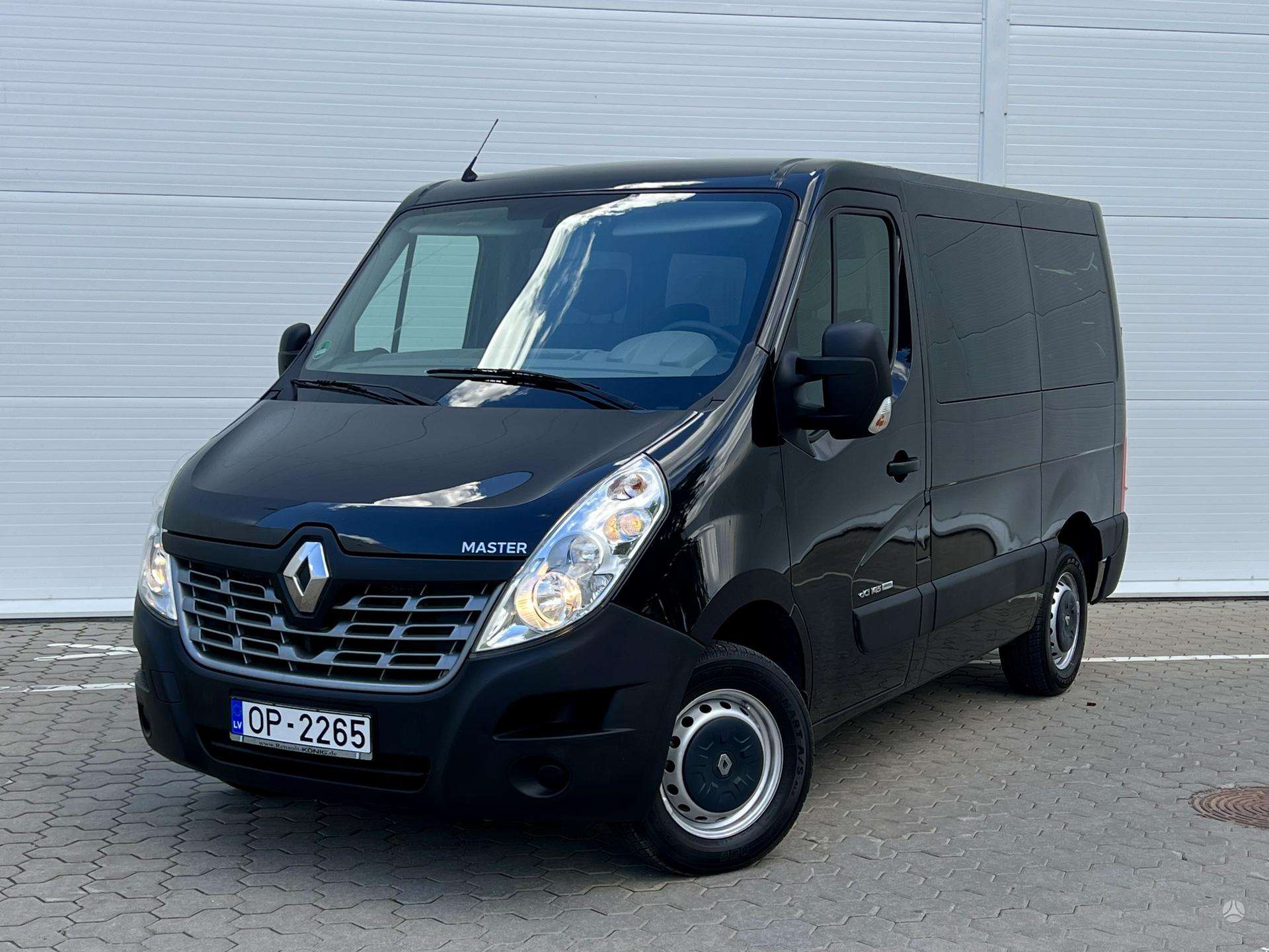 Renault Master.