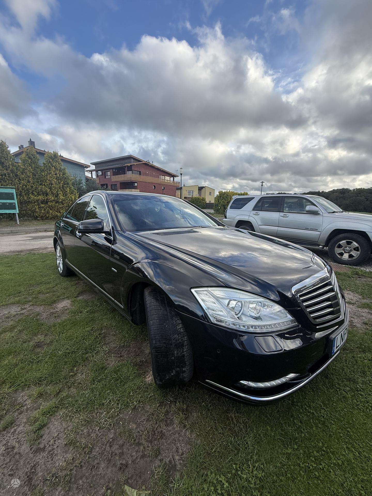 Mercedes-Benz S350