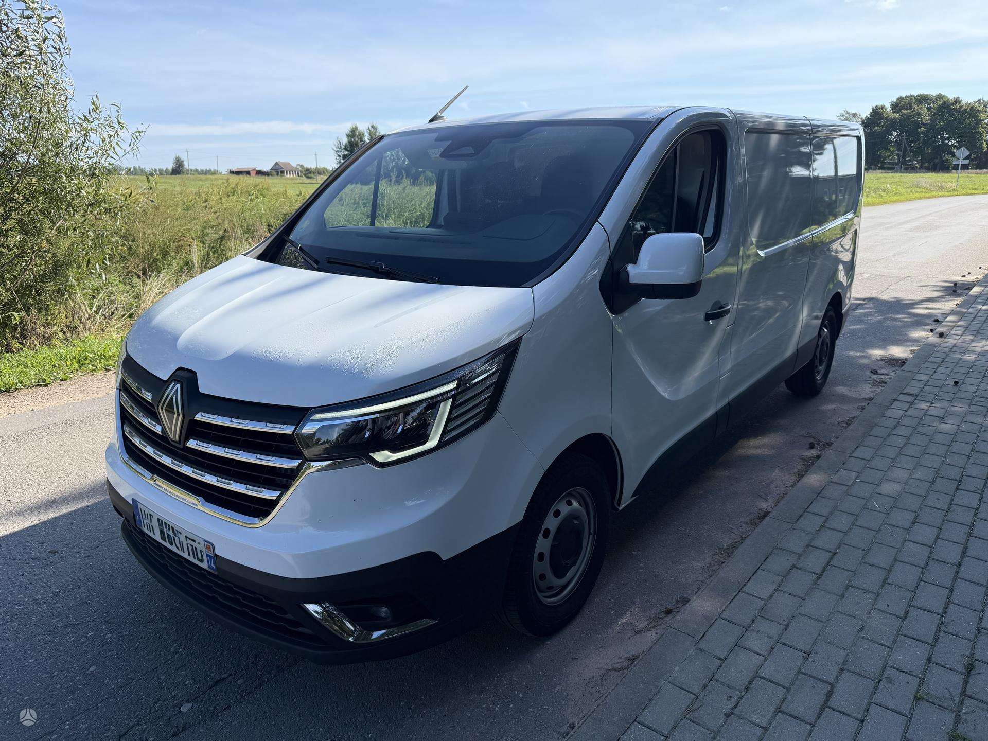 Renault Trafic.