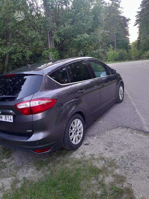 Ford C-MAX.