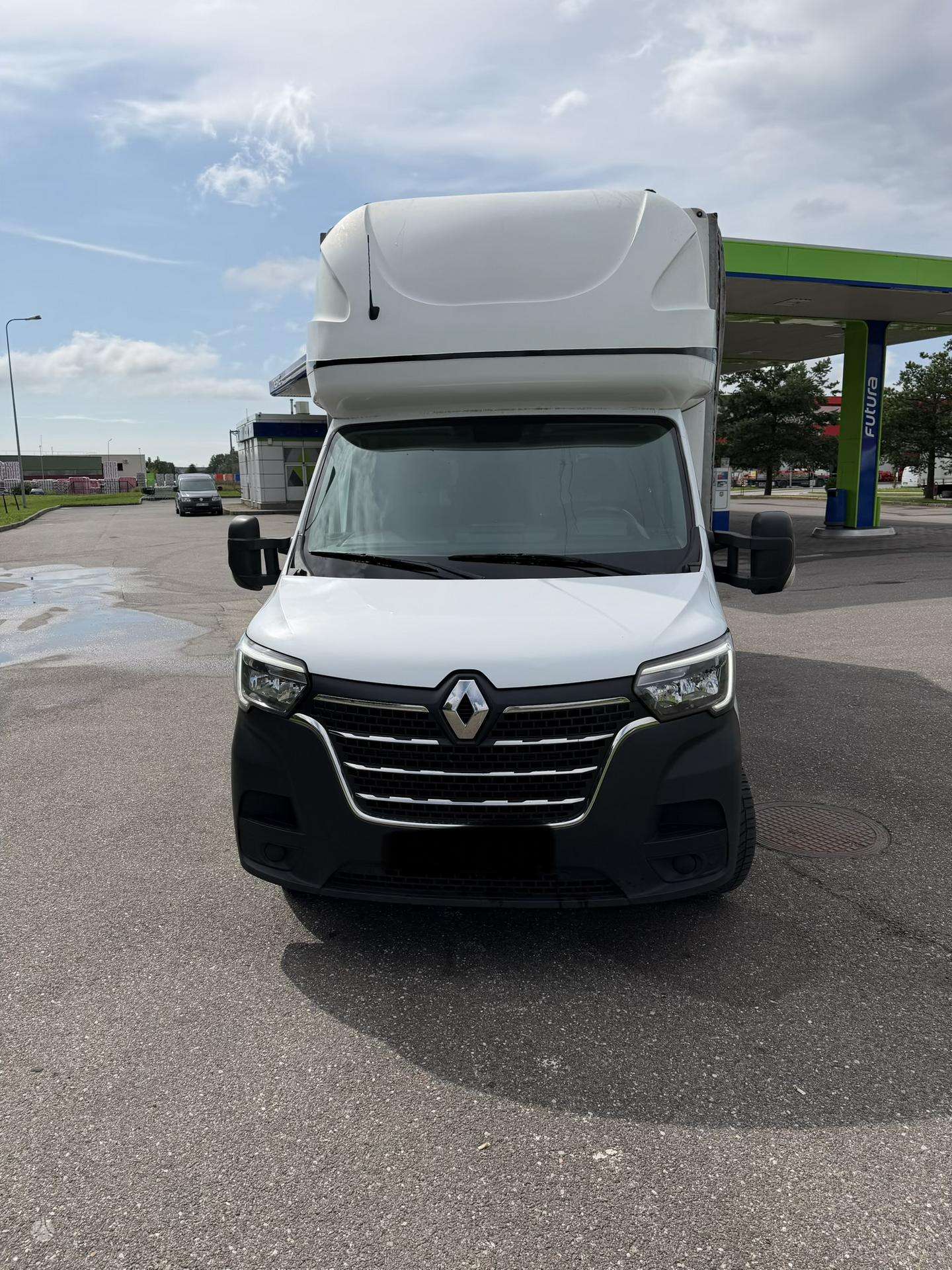 Renault Master.
