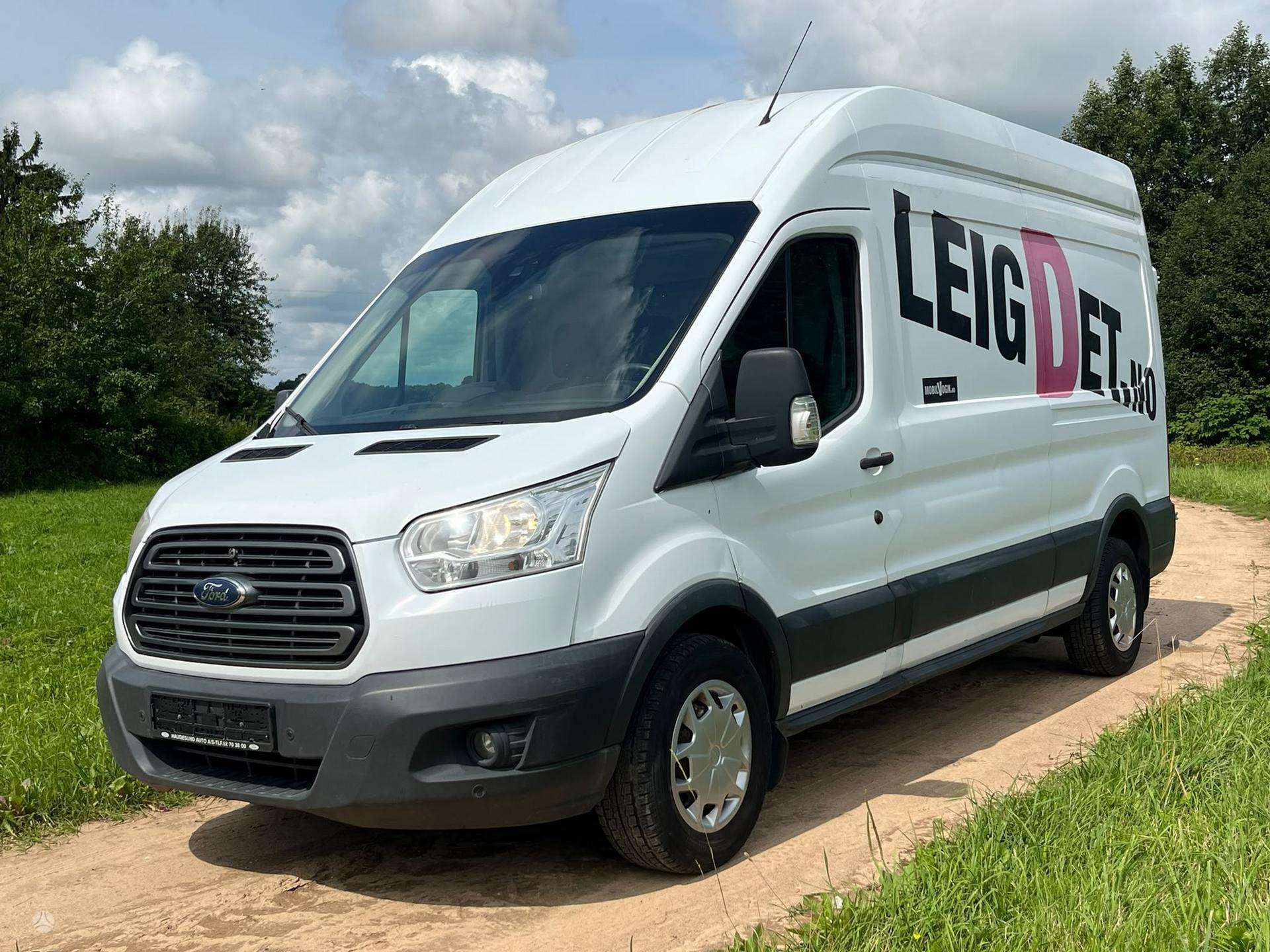 Ford Transit.
