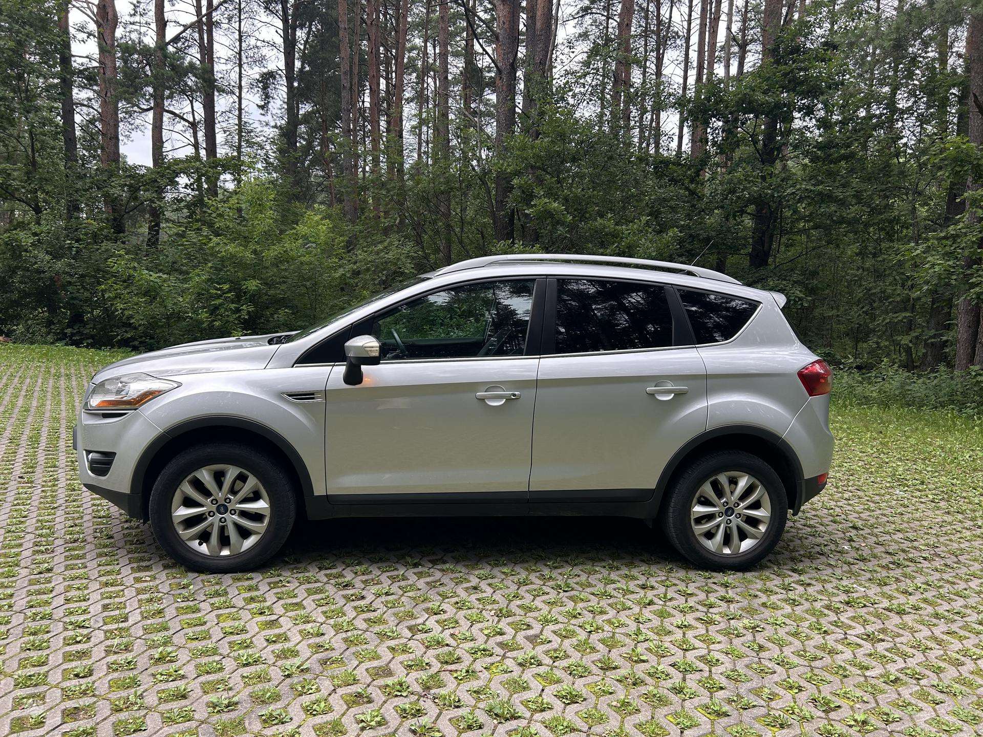 Ford Kuga.