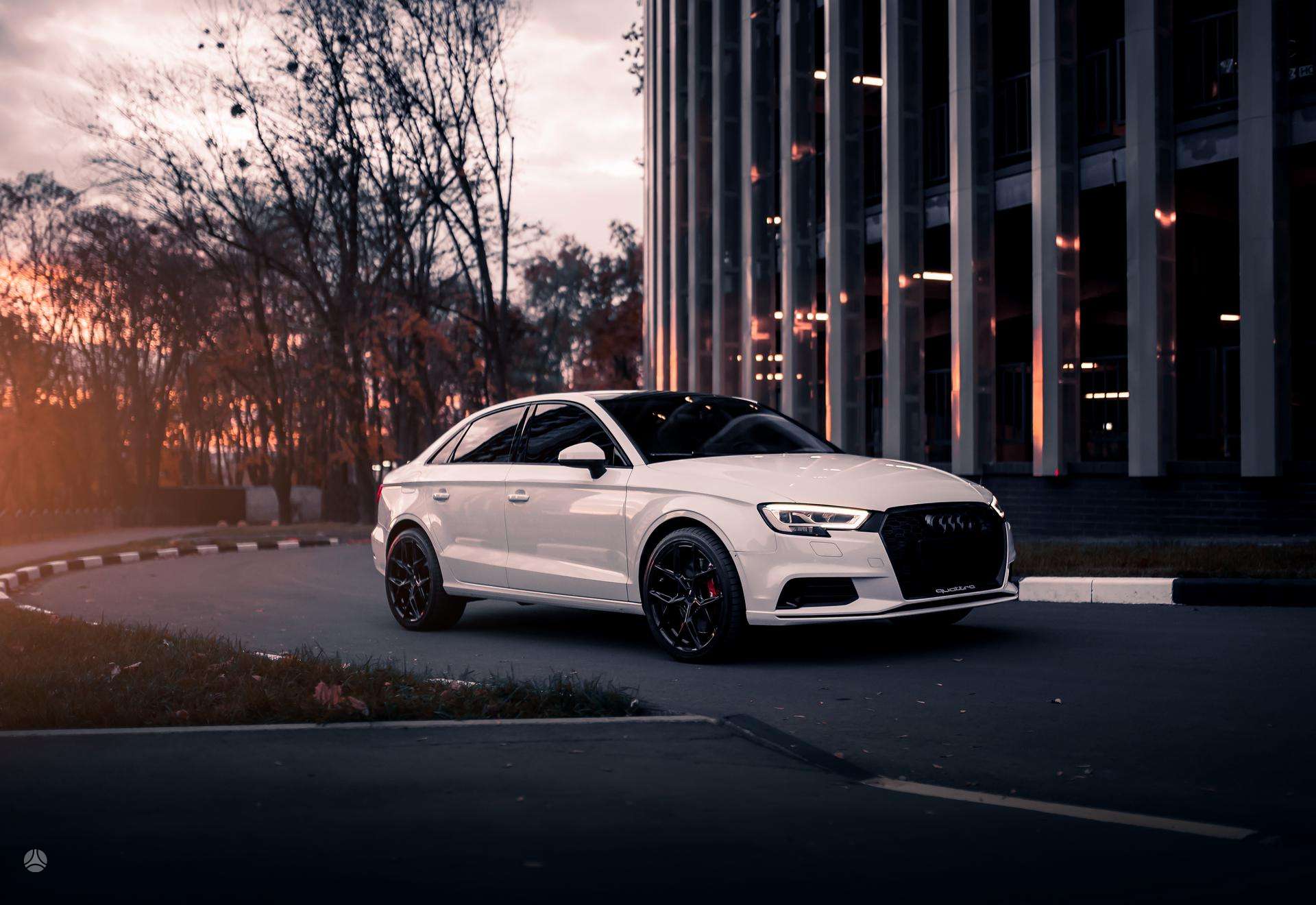 Audi A3.