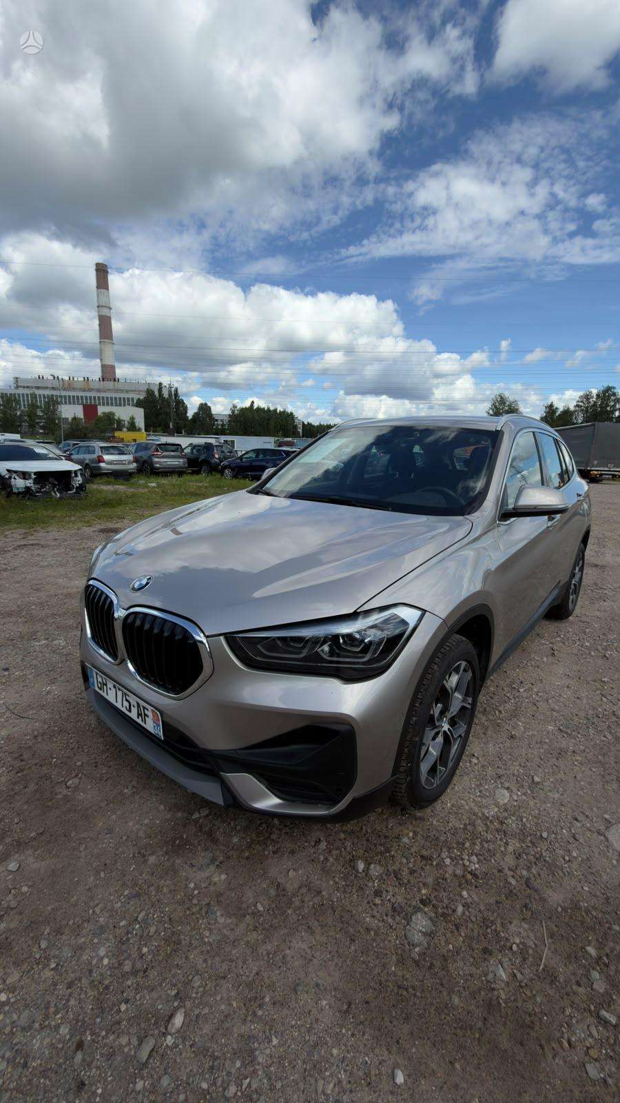 BMW X1.