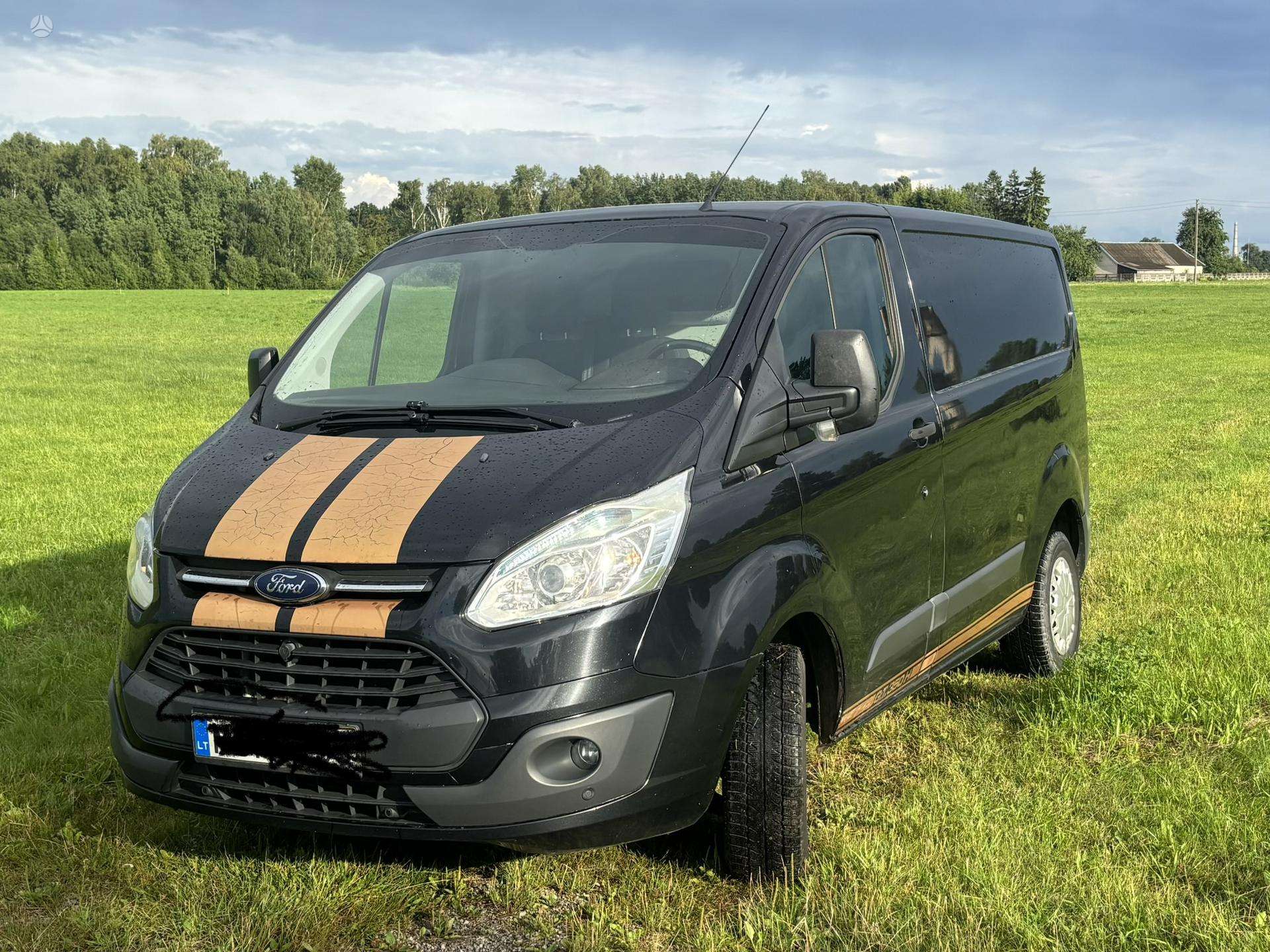 Ford Transit Custom.
