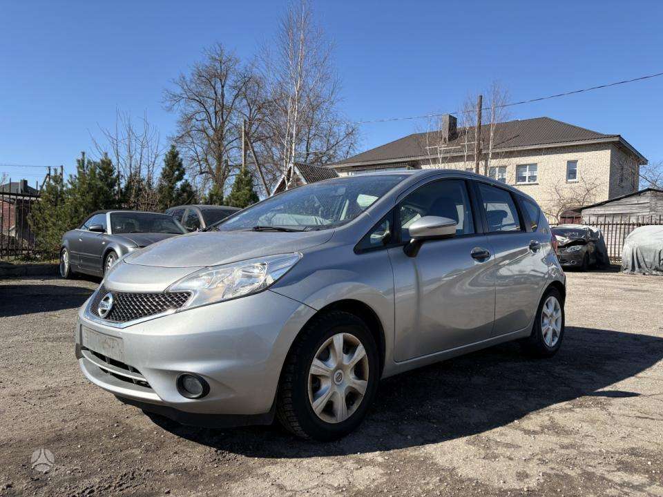 Nissan Note.