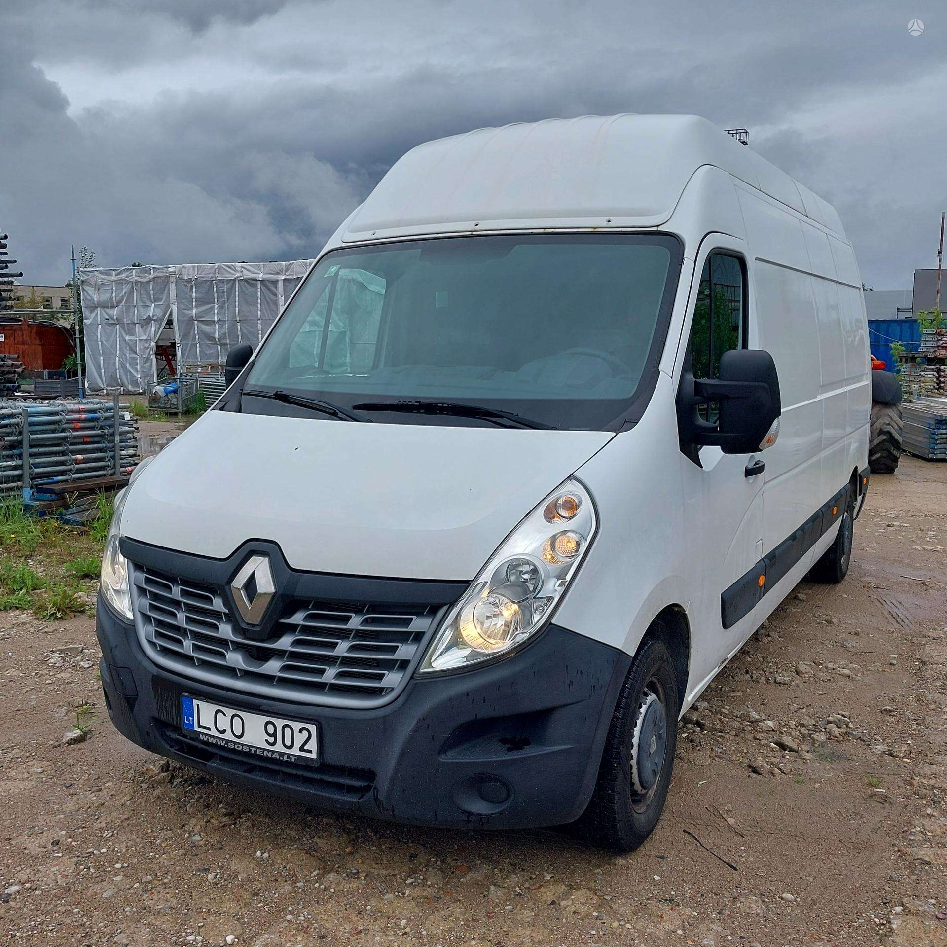 Renault Master.
