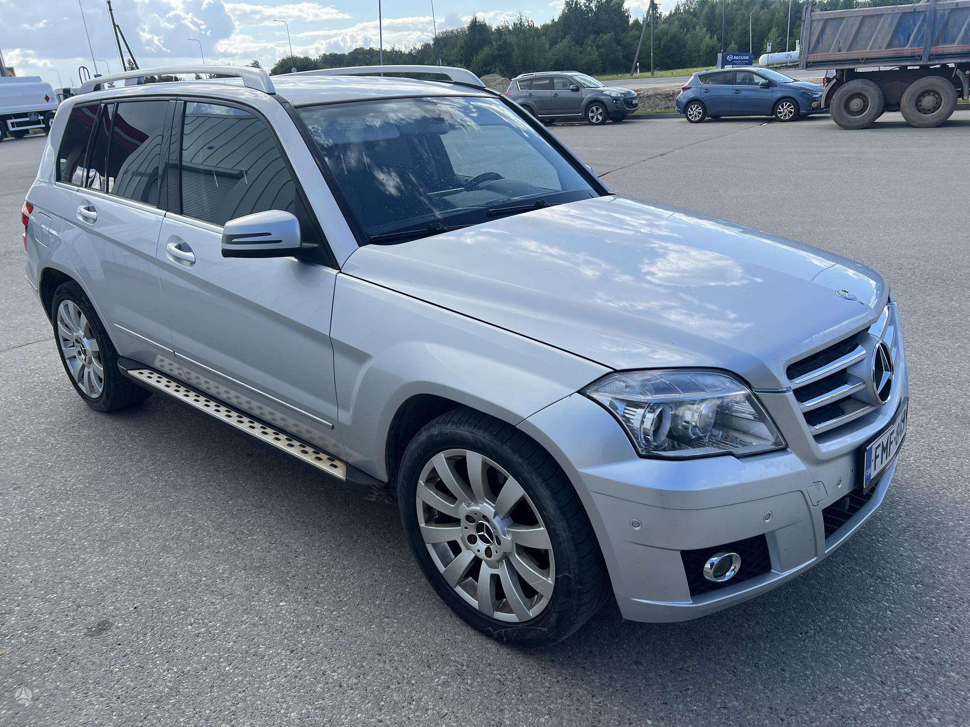 Mercedes-Benz GLK320