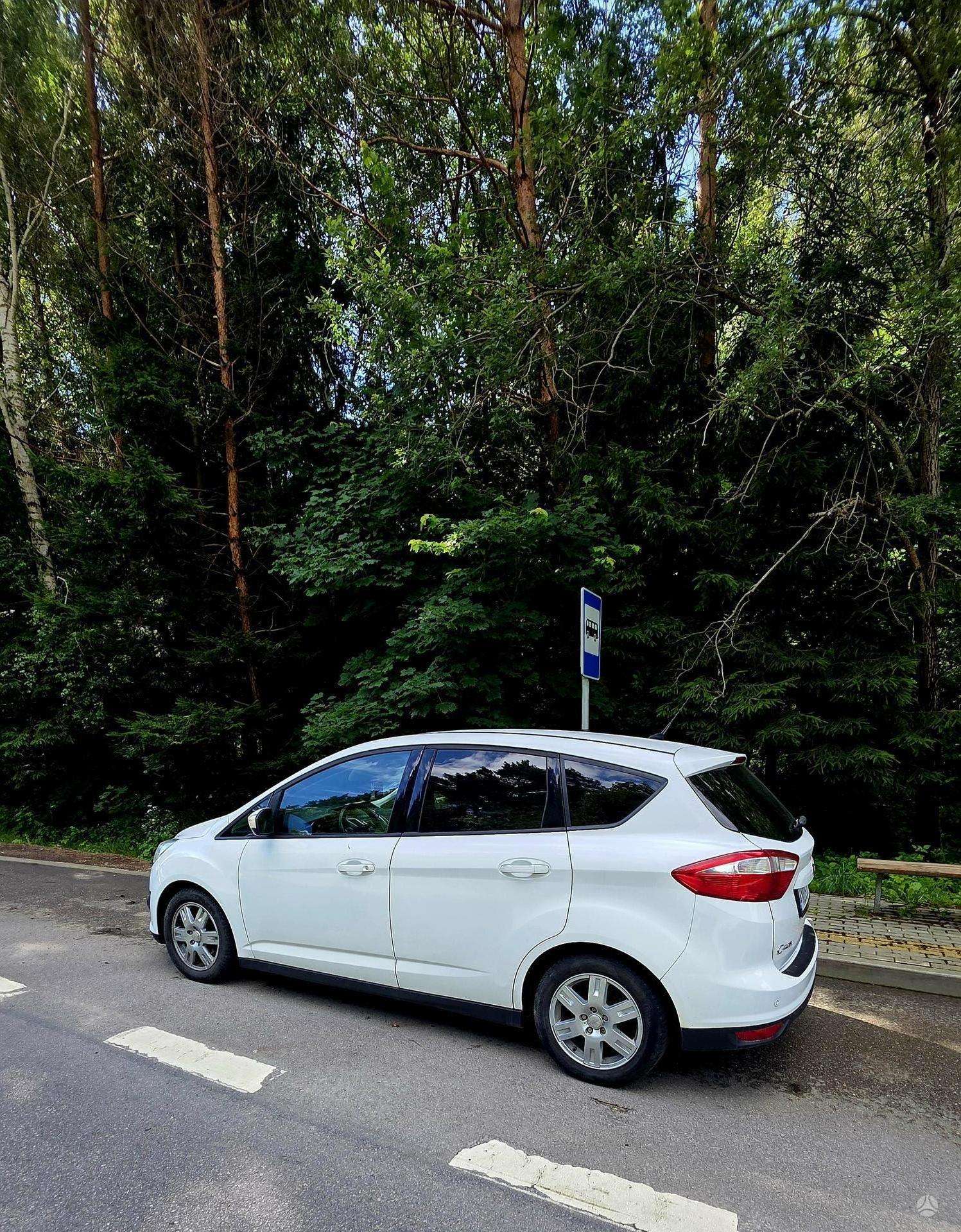 Ford C-MAX.