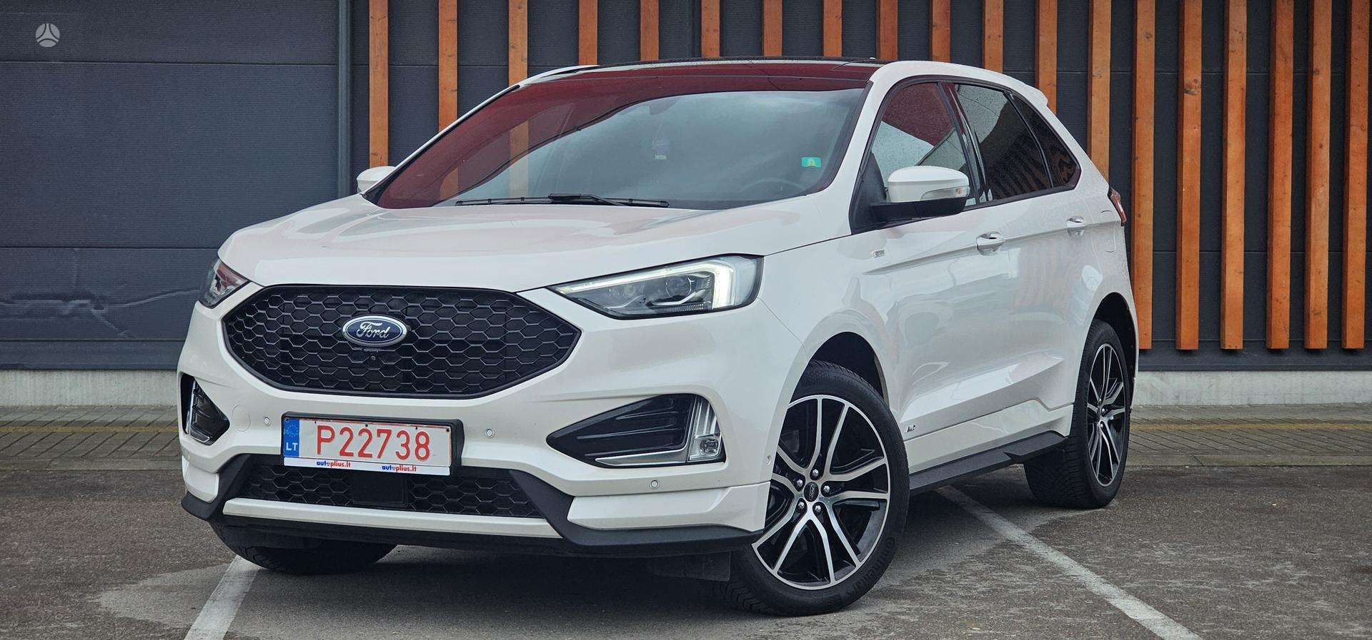 Ford Edge.