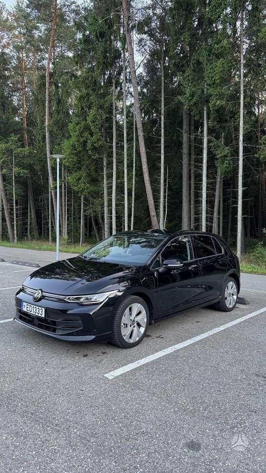 Volkswagen Golf.