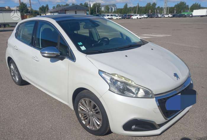 Peugeot 208.