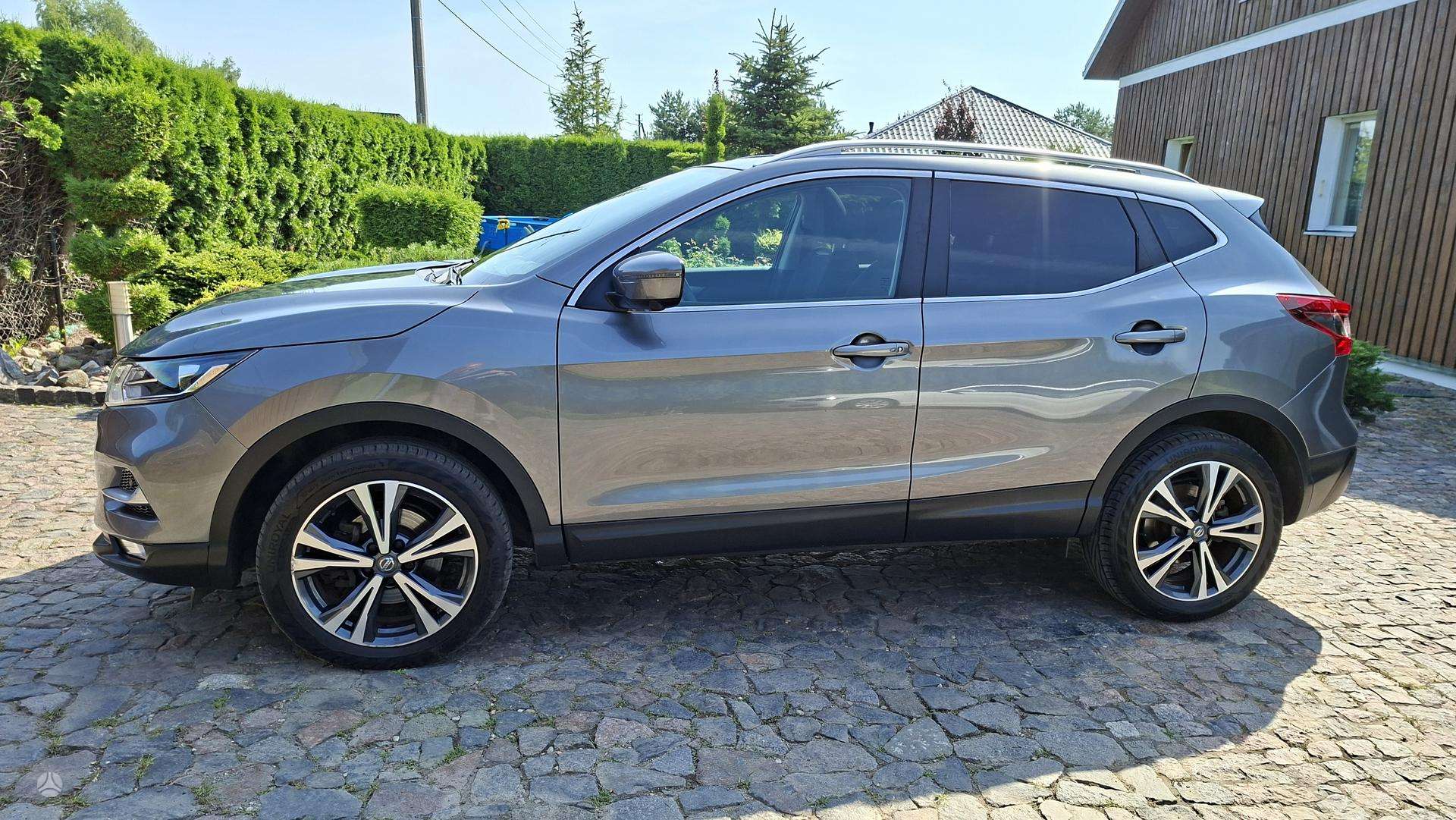 Nissan Qashqai.