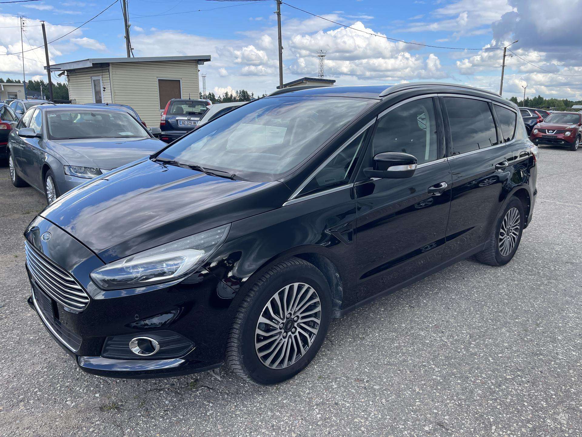 Ford S-MAX.
