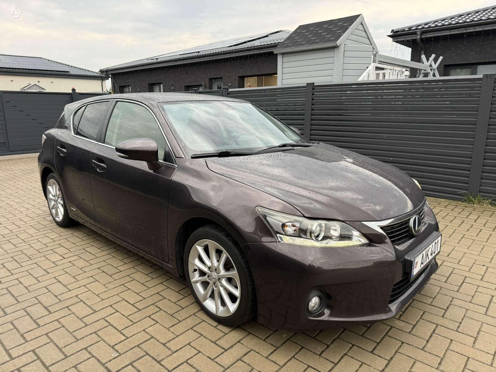 Lexus CT 200h