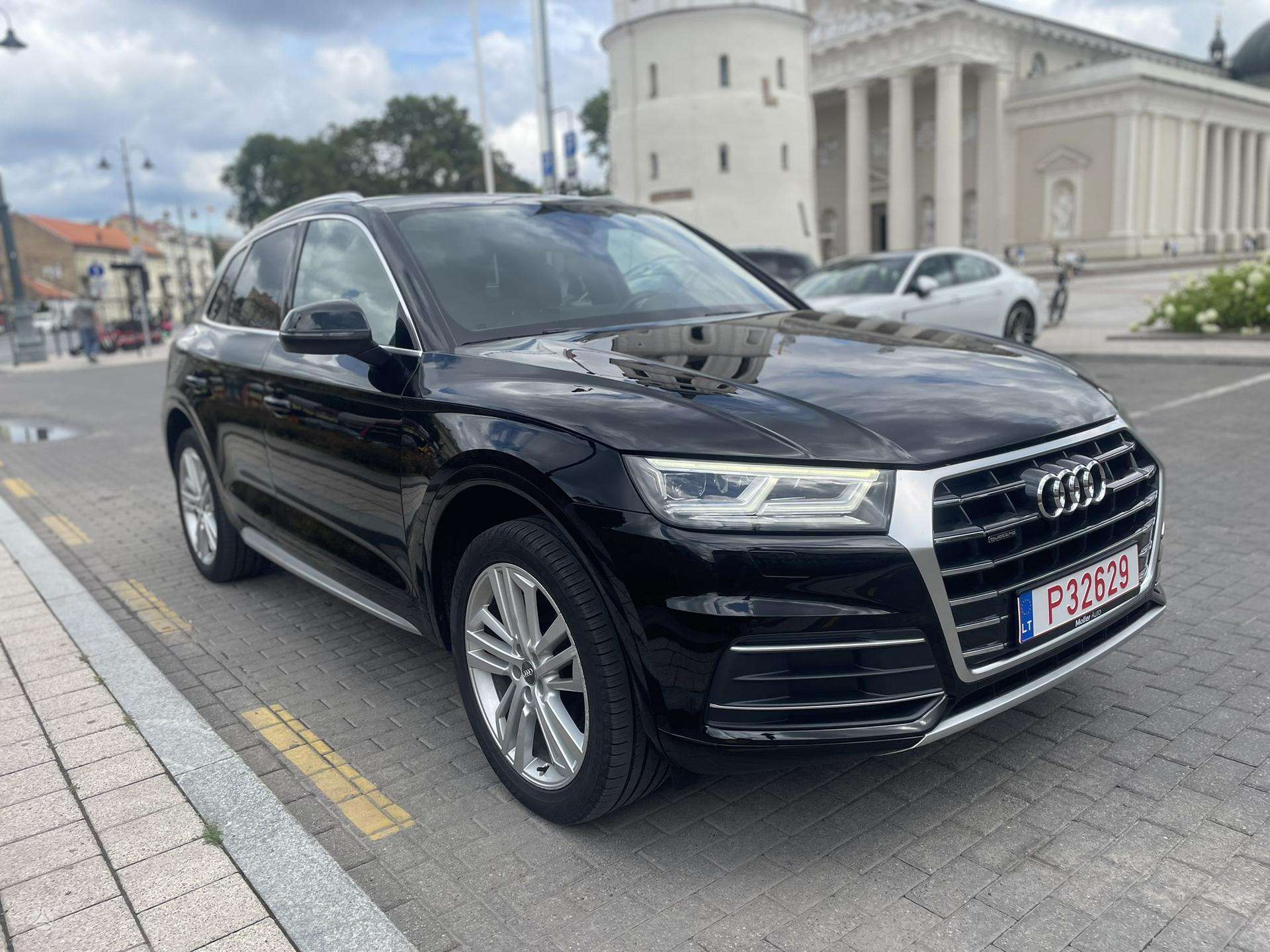 Audi Q5.