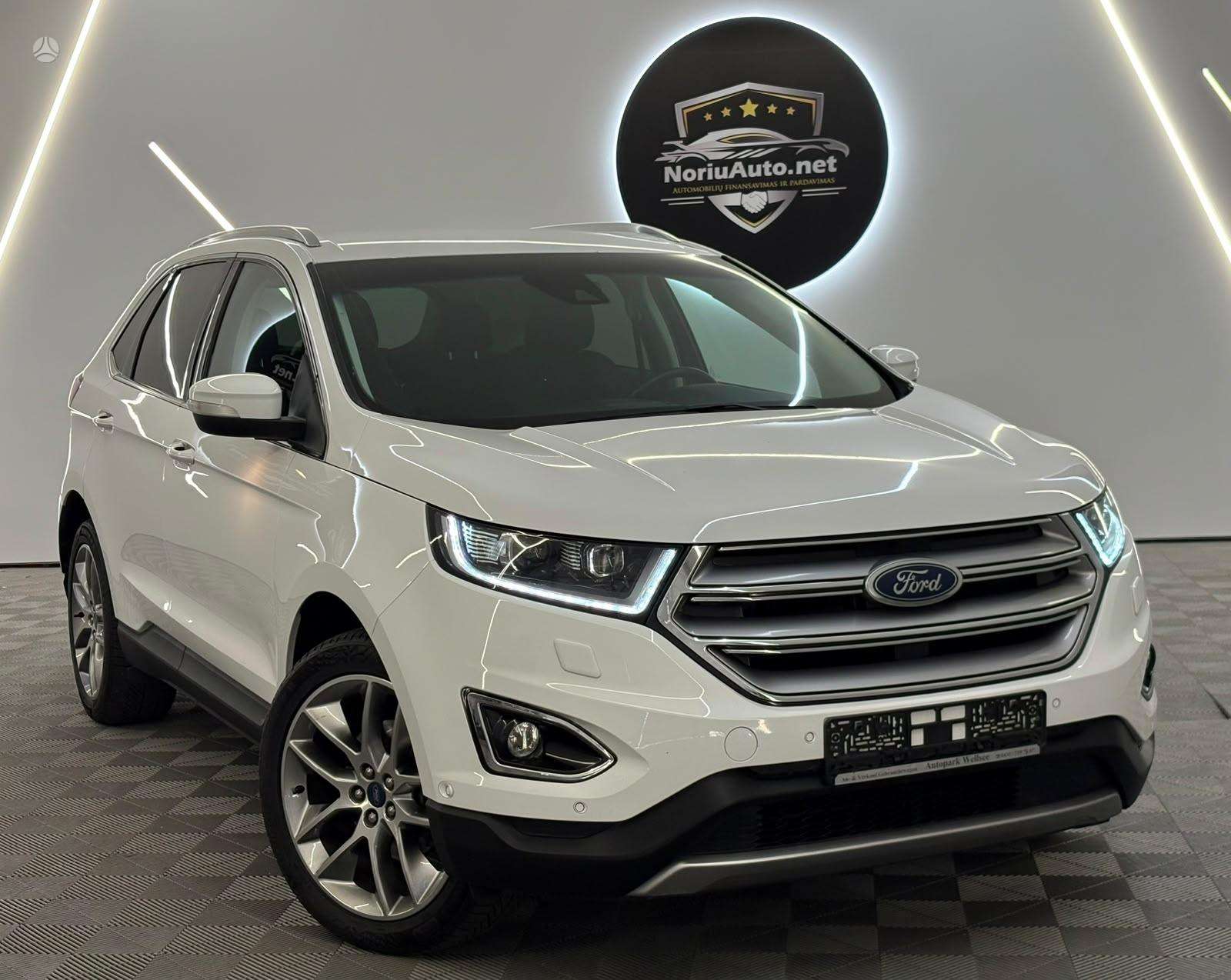 Ford Edge.