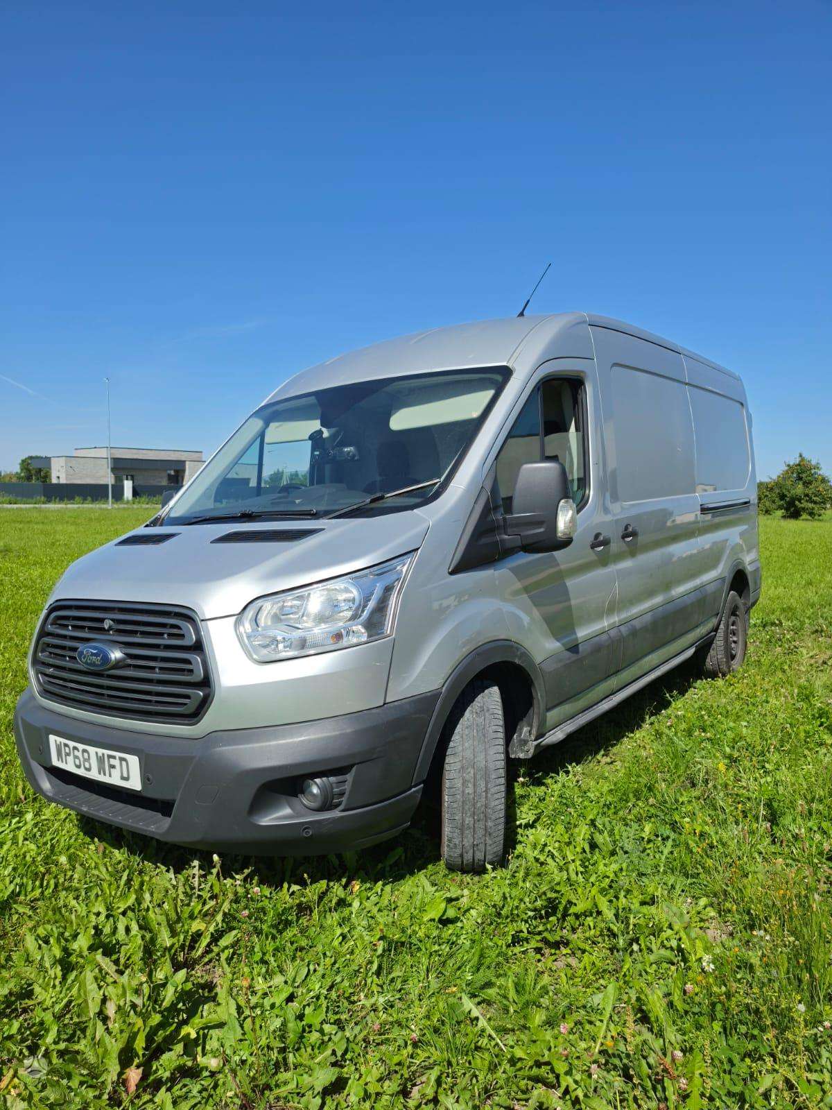 Ford Transit.