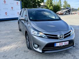 Toyota Verso.