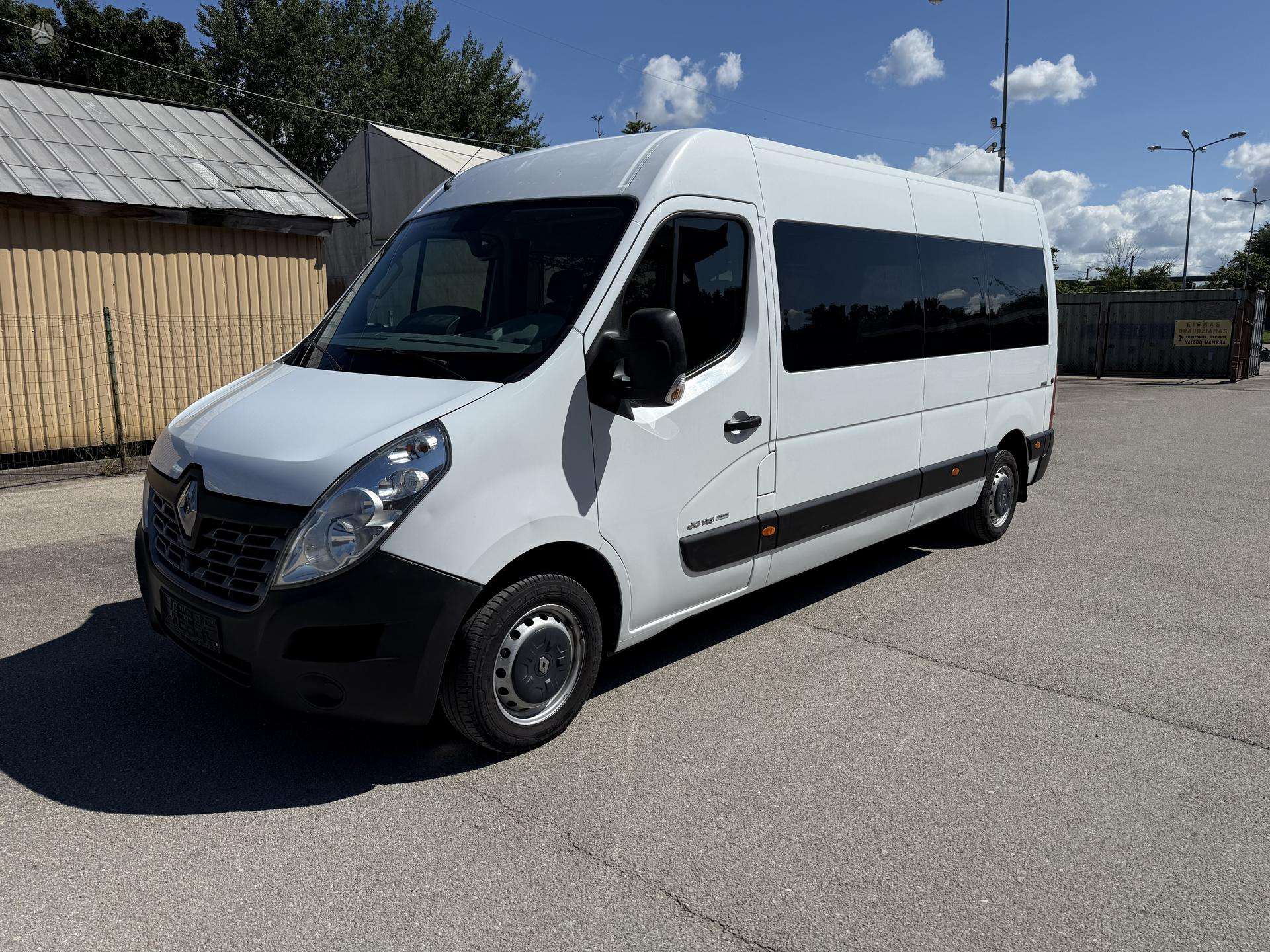 Renault Master.