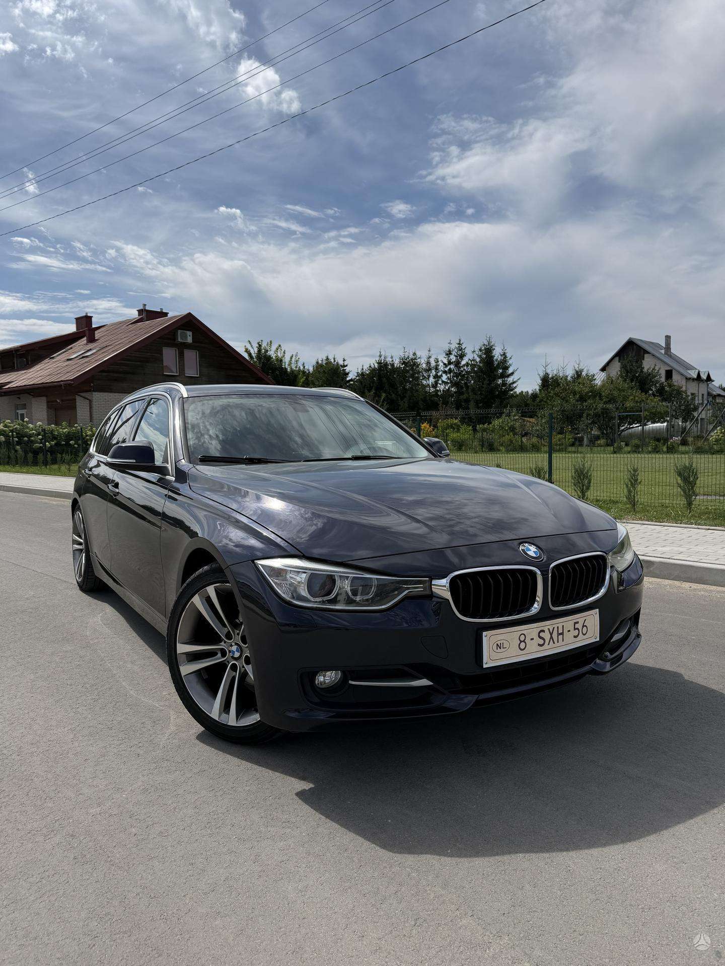 BMW 320