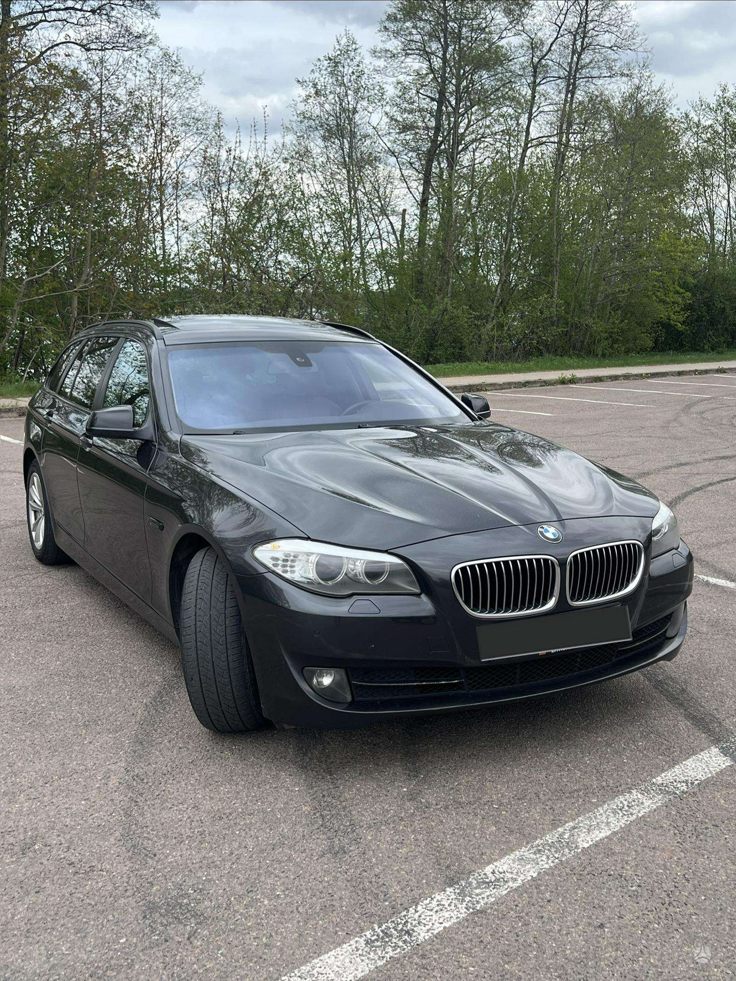 BMW 530.