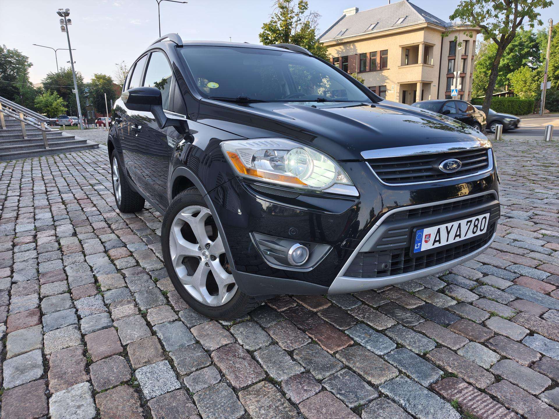 Ford Kuga.