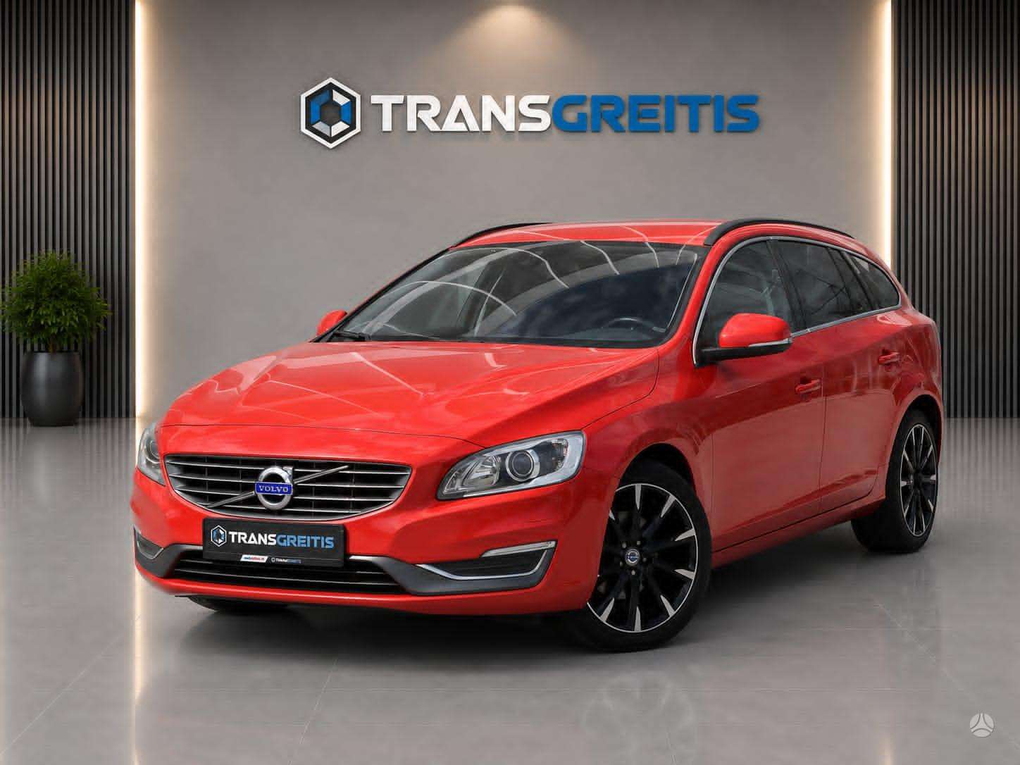 Volvo V60.