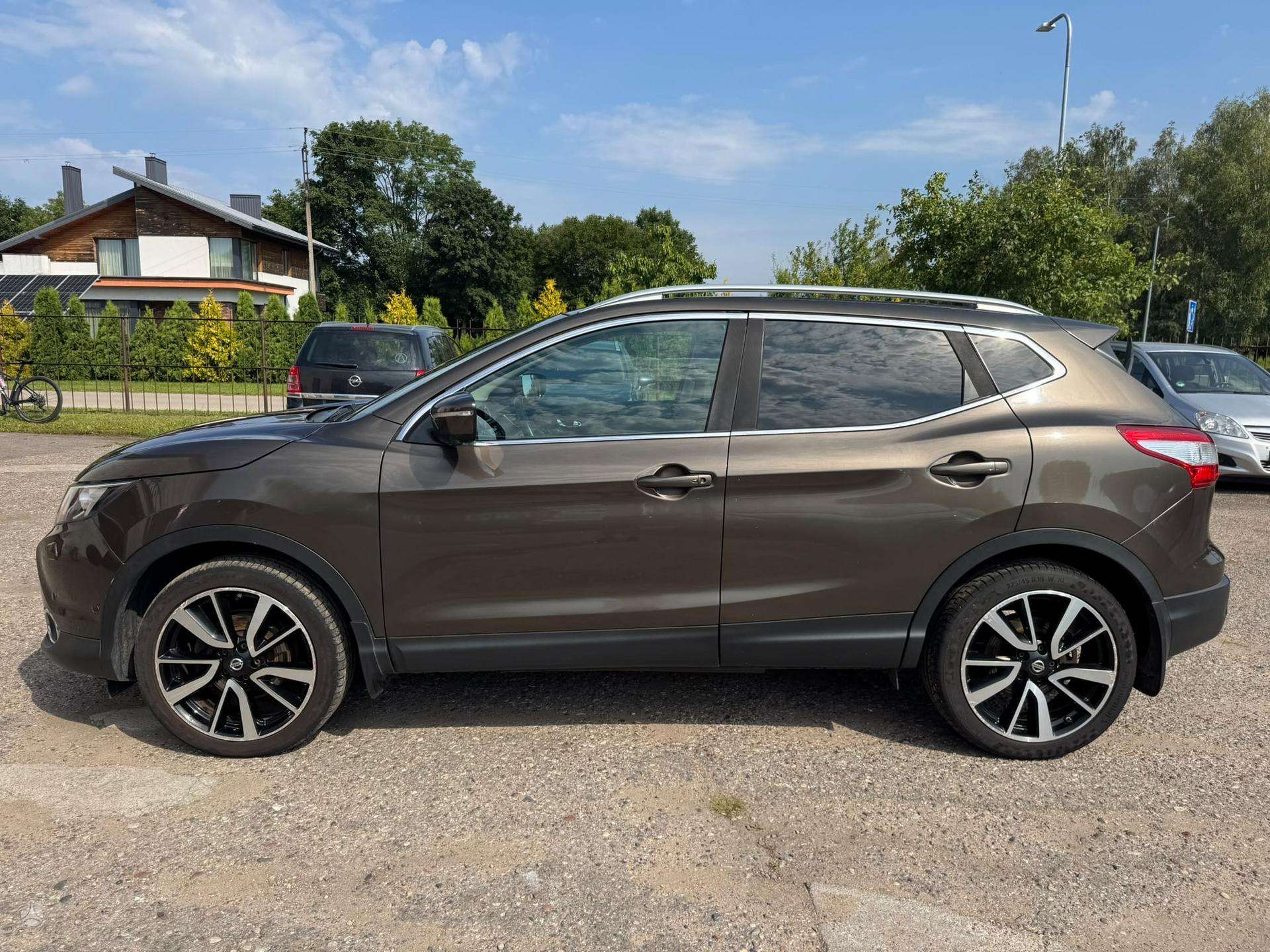 Nissan Qashqai.
