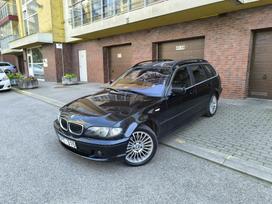 BMW 330.