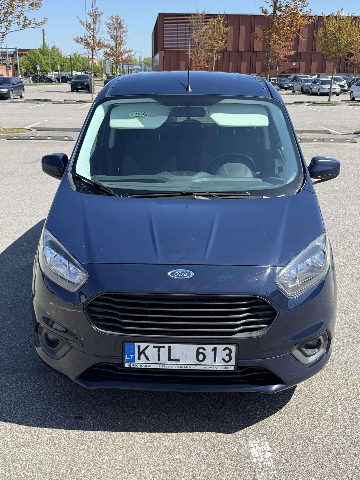 Ford Tourneo Courier.