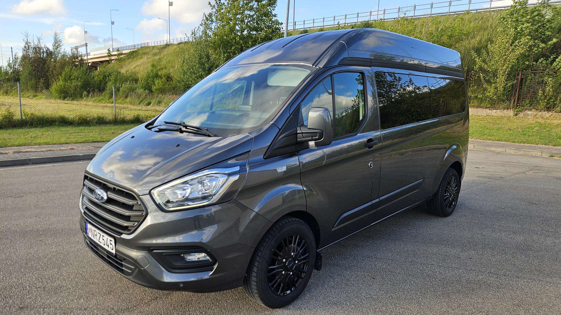 Ford Transit Custom.
