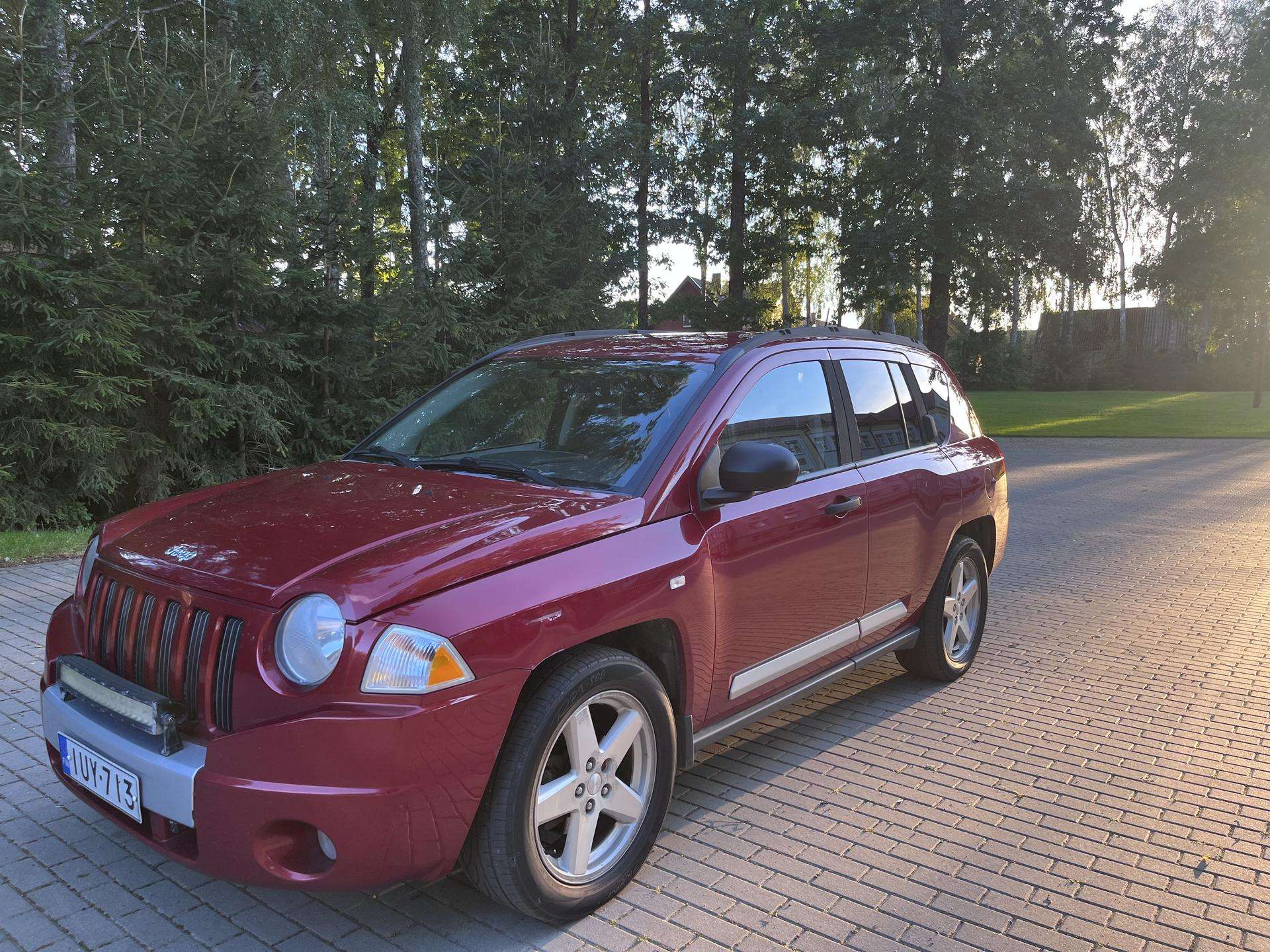 Jeep Compass.