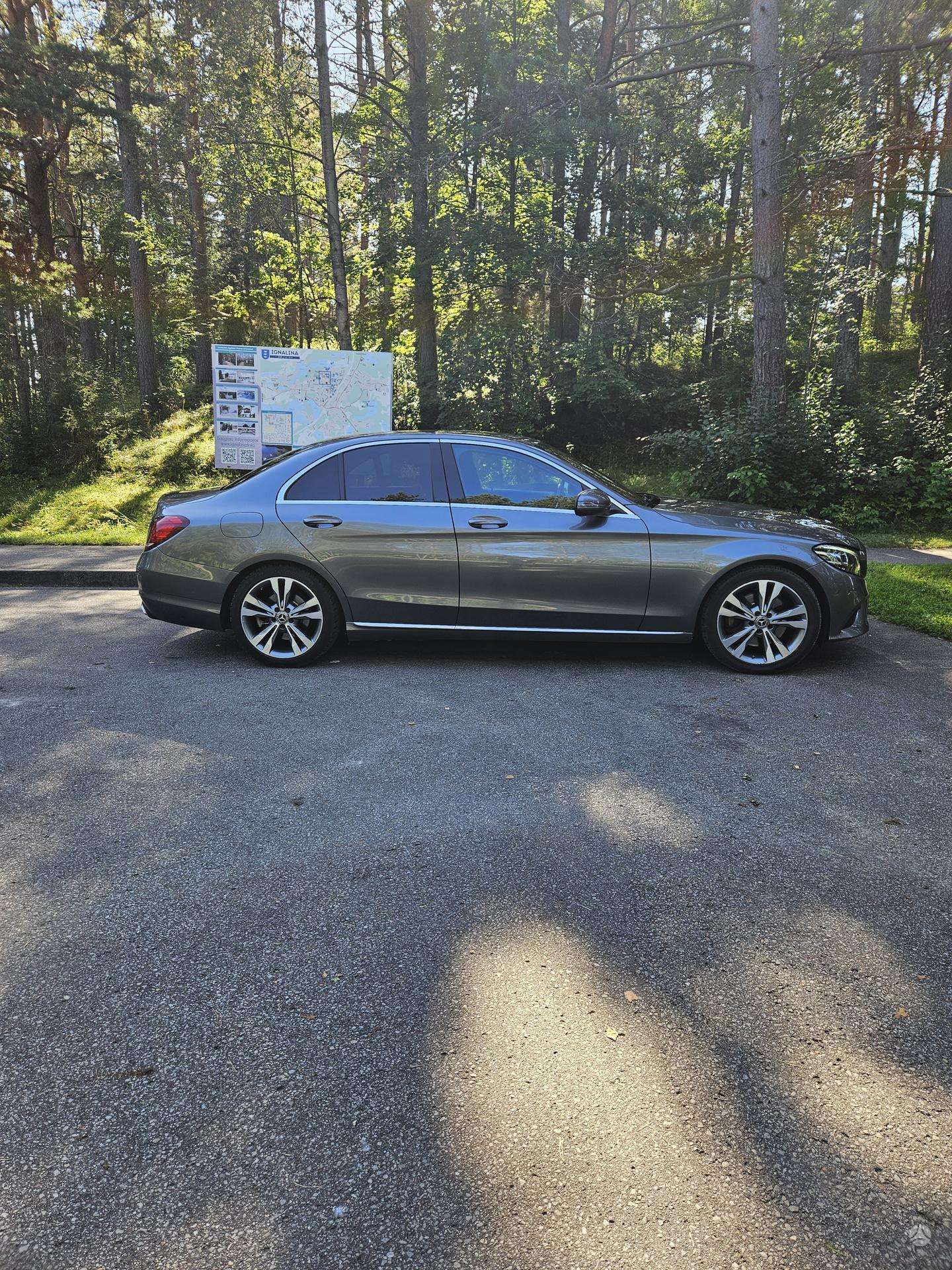 Mercedes-Benz C300