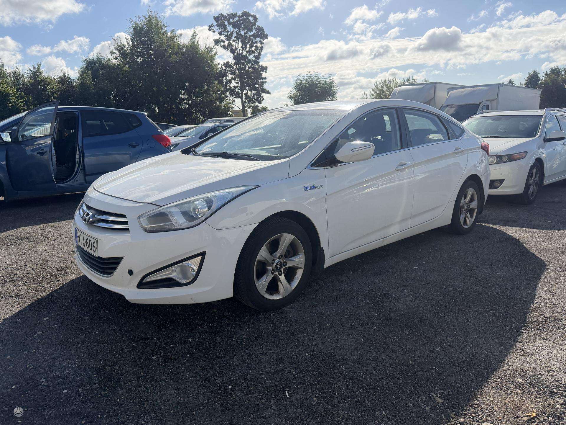 Hyundai i40.