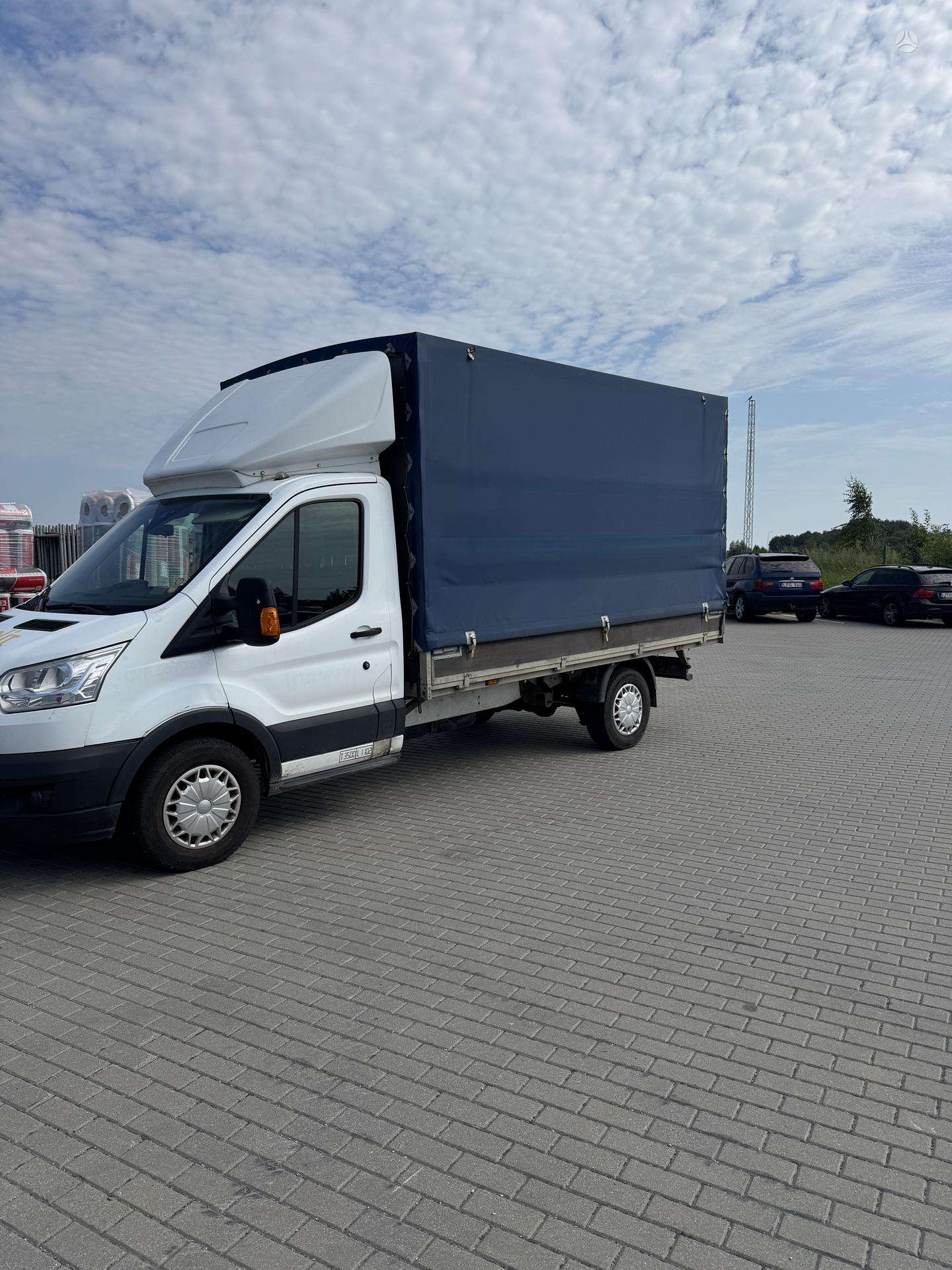 Ford Transit.